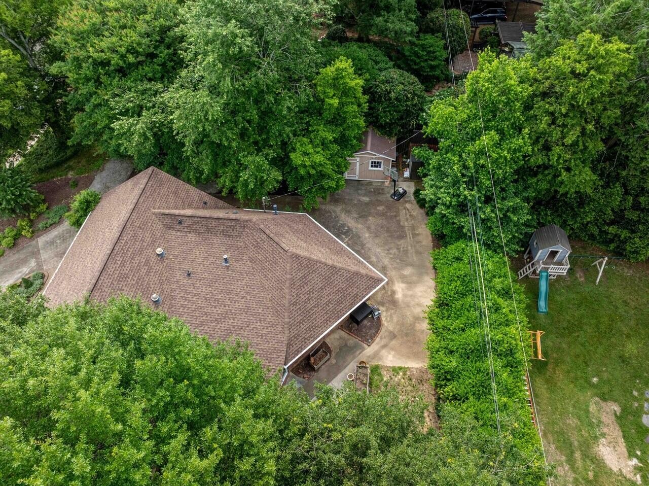 204 Brookwood Drive Property Photo 59