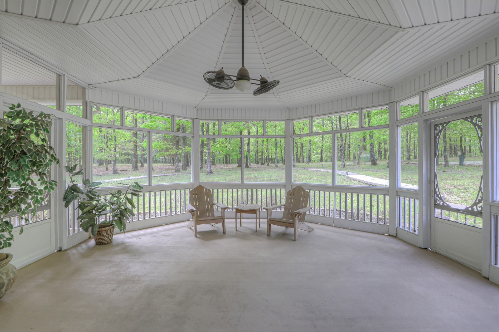 807 Timberwood Trce Property Photo 2