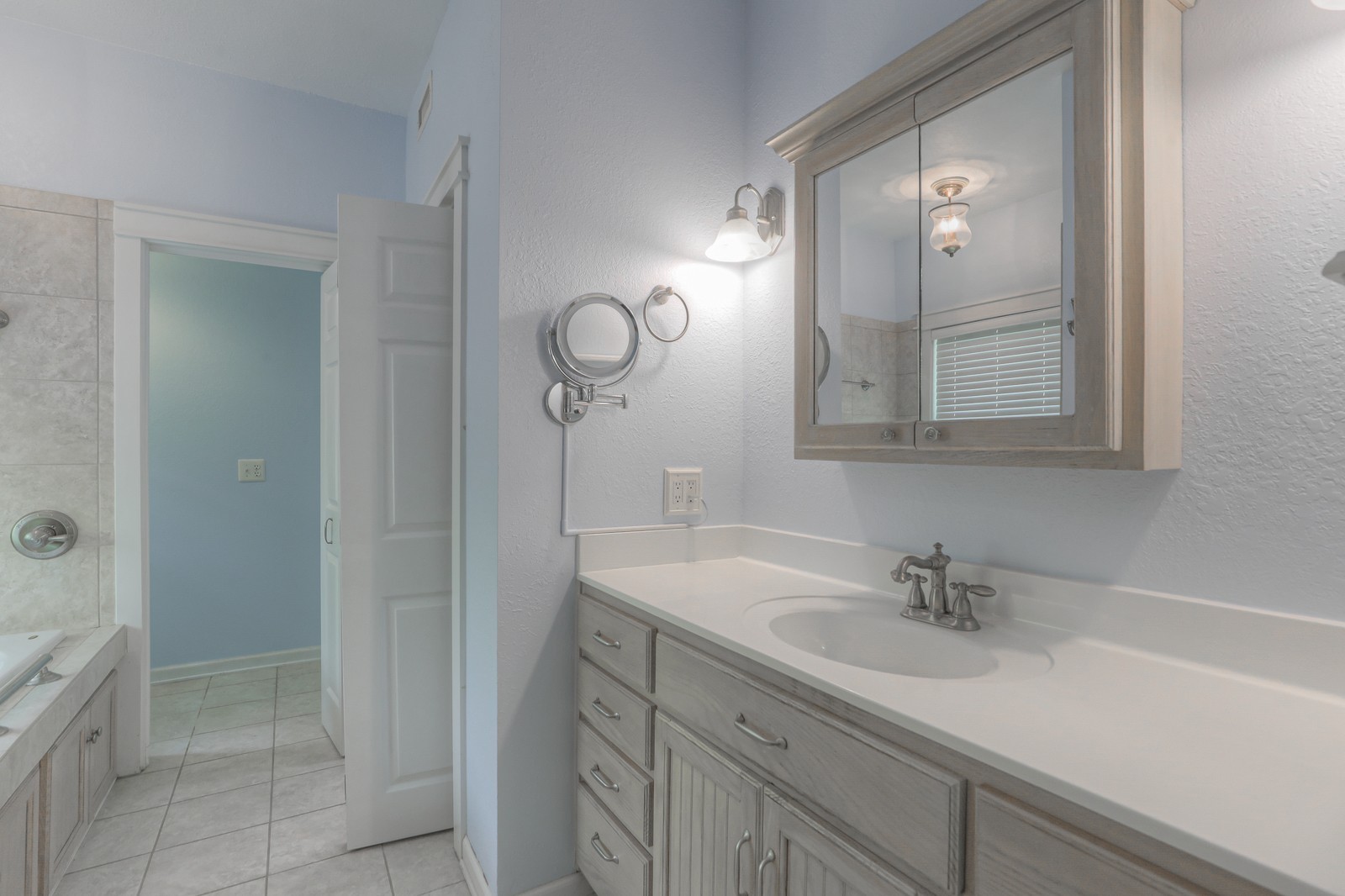 807 Timberwood Trce Property Photo 24