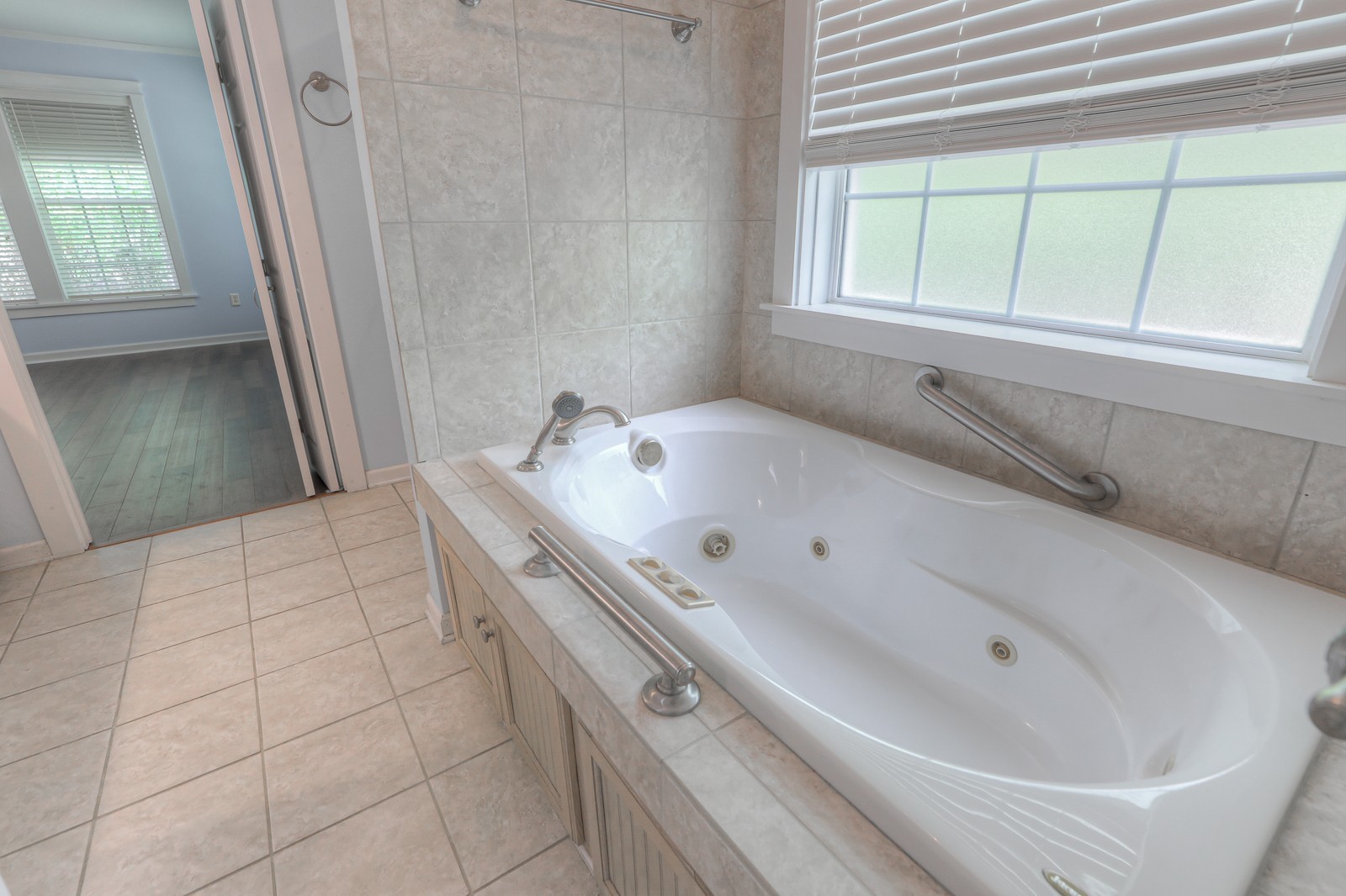 807 Timberwood Trce Property Photo 25
