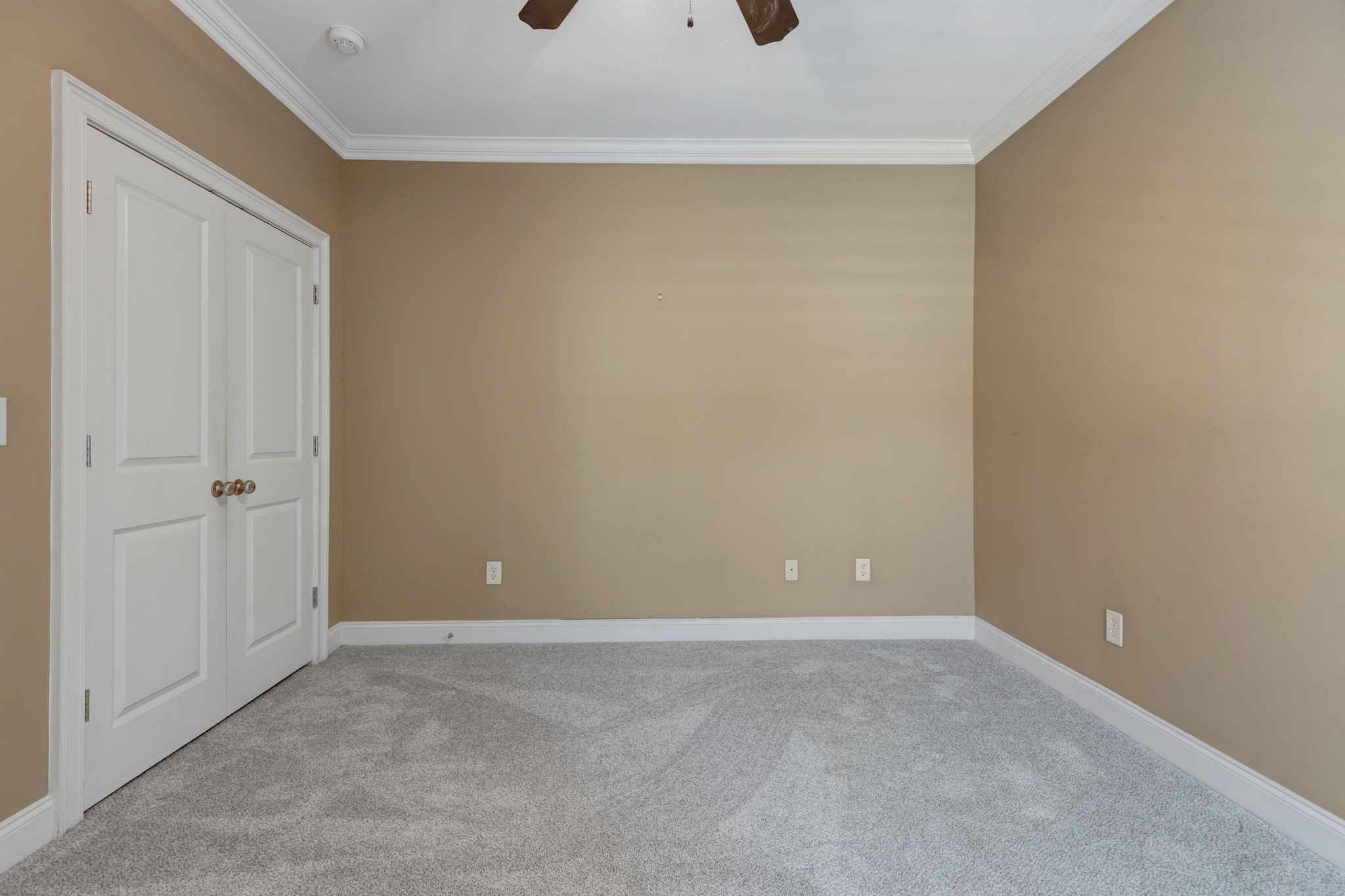 3122 Long Blvd Property Photo 14