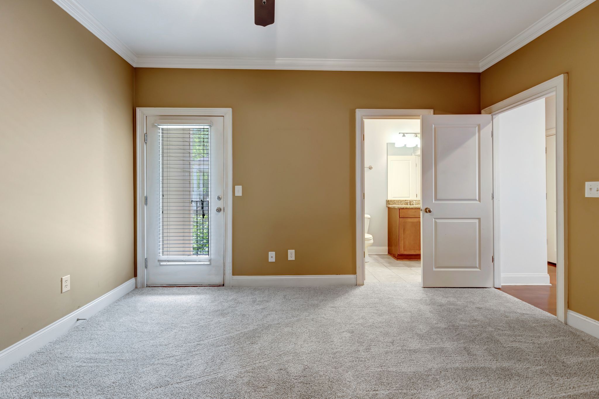 3122 Long Blvd Property Photo 16