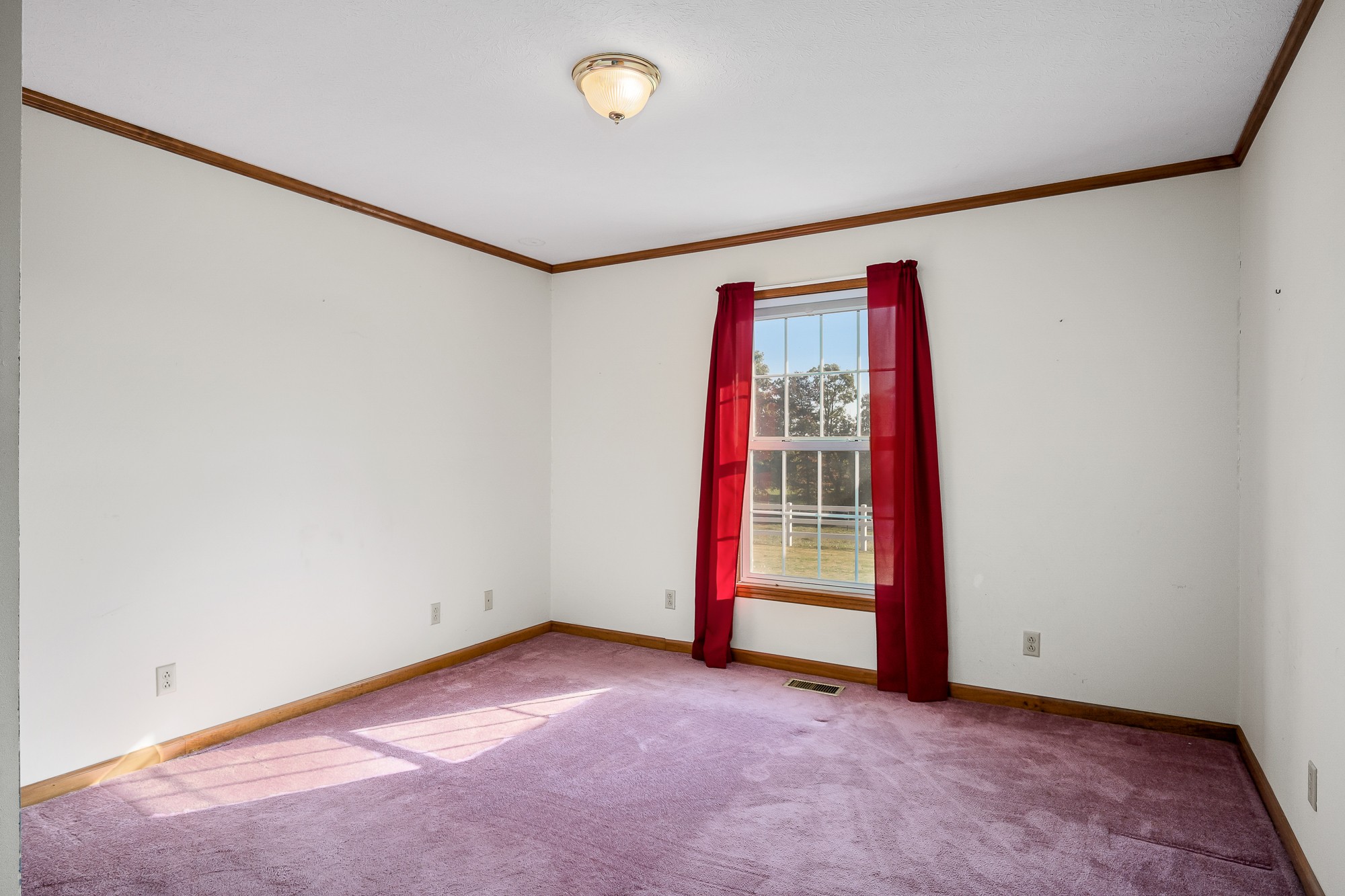 629 Westgate Rd Property Photo 46