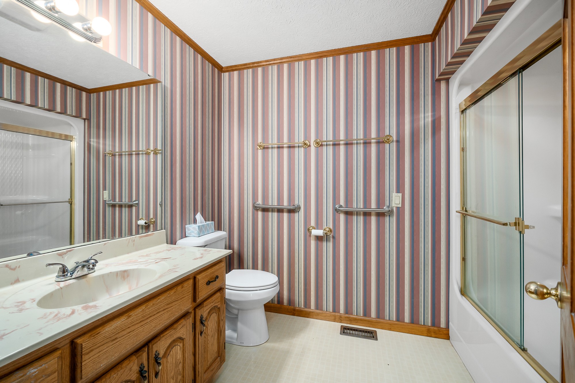 629 Westgate Rd Property Photo 48
