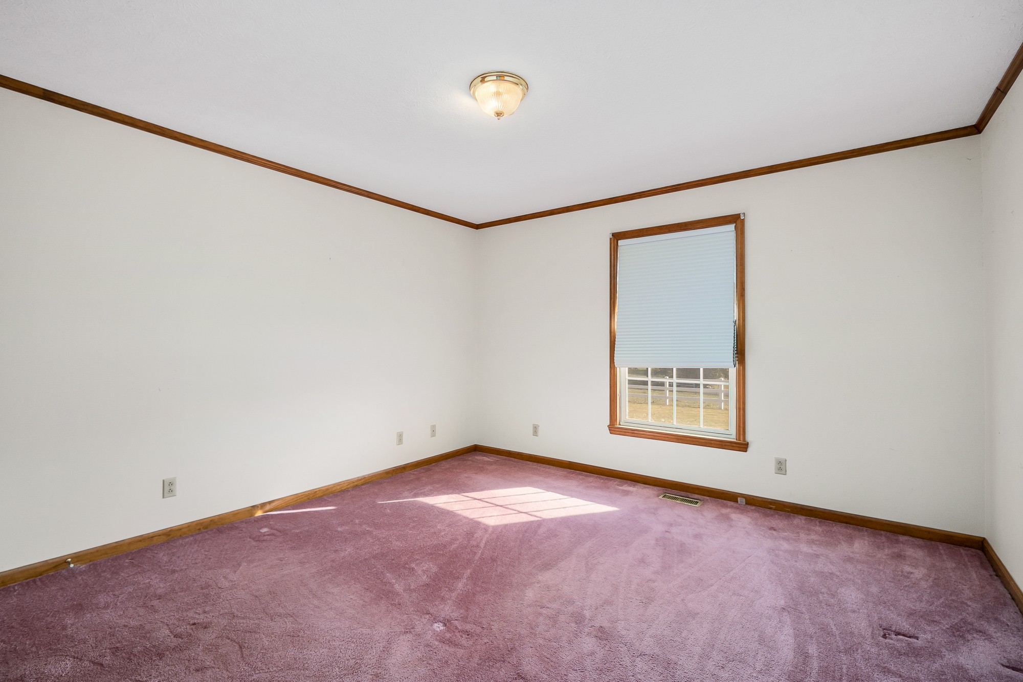 629 Westgate Rd Property Photo 50