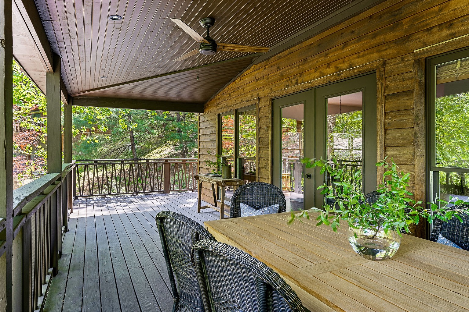 120 Bay Dr Property Photo 22