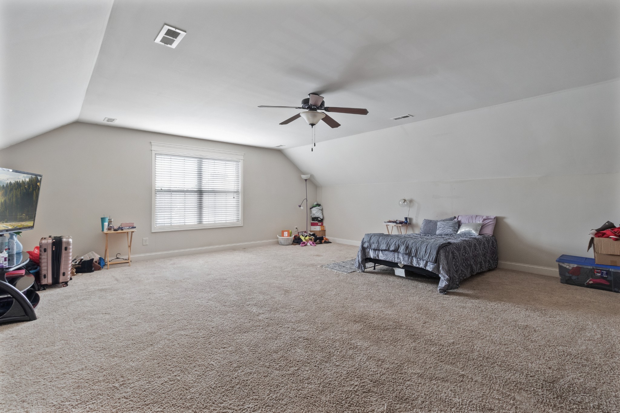 206 Dorchester Cir Property Photo 17