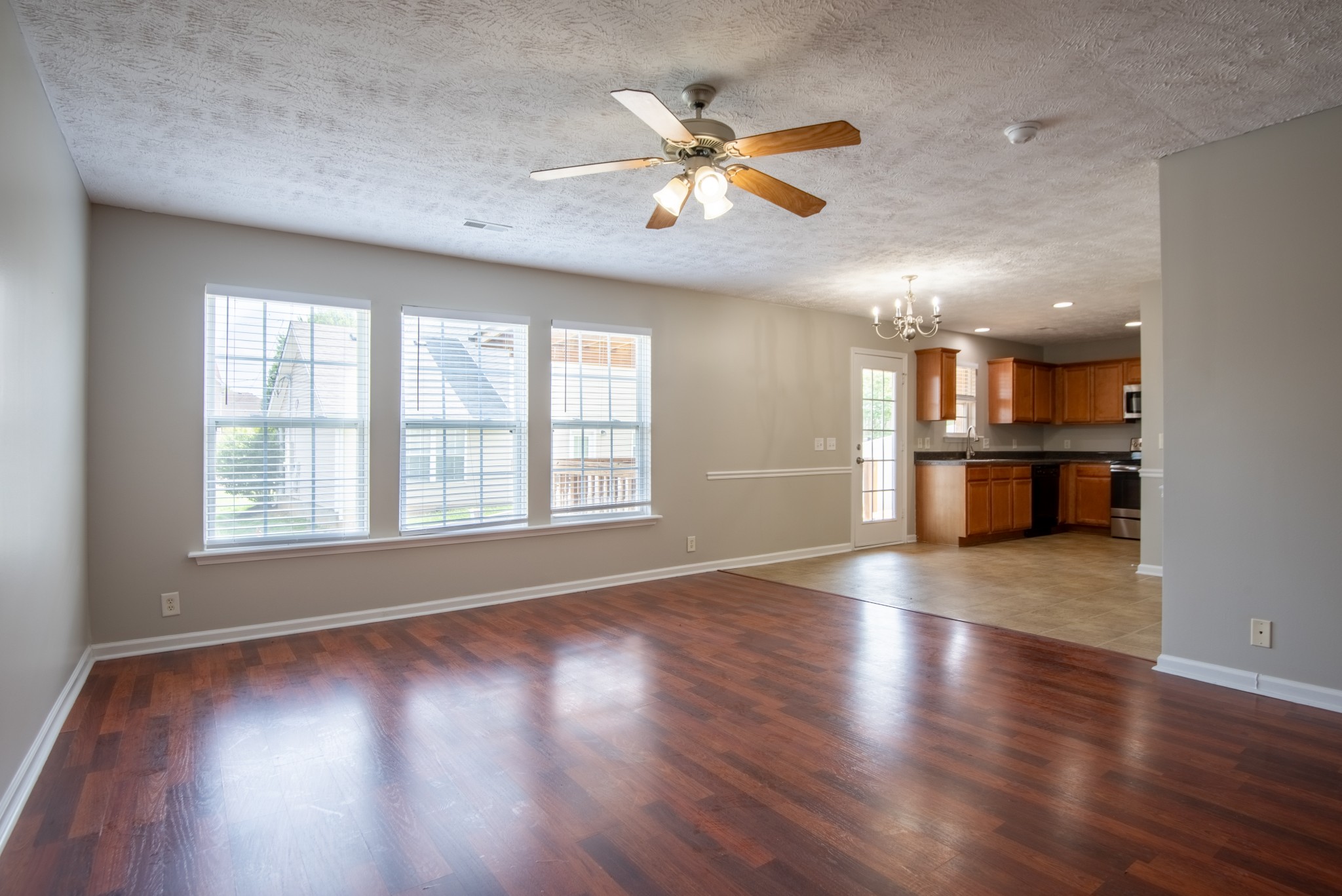 1313 Tonya Dr Property Photo 4