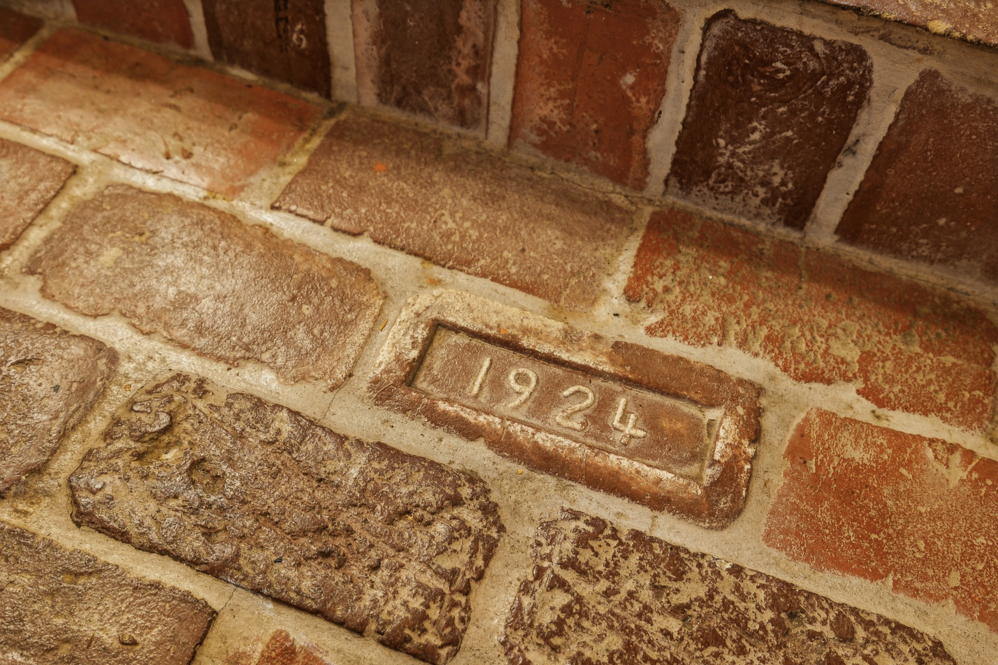 110 Third Ave, W Property Photo 56
