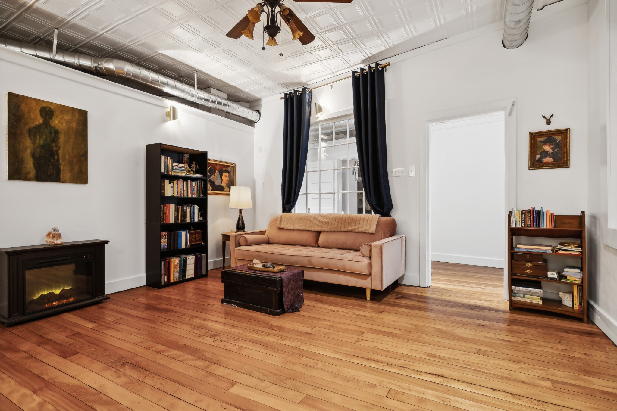 110 Third Ave, W Property Photo 60
