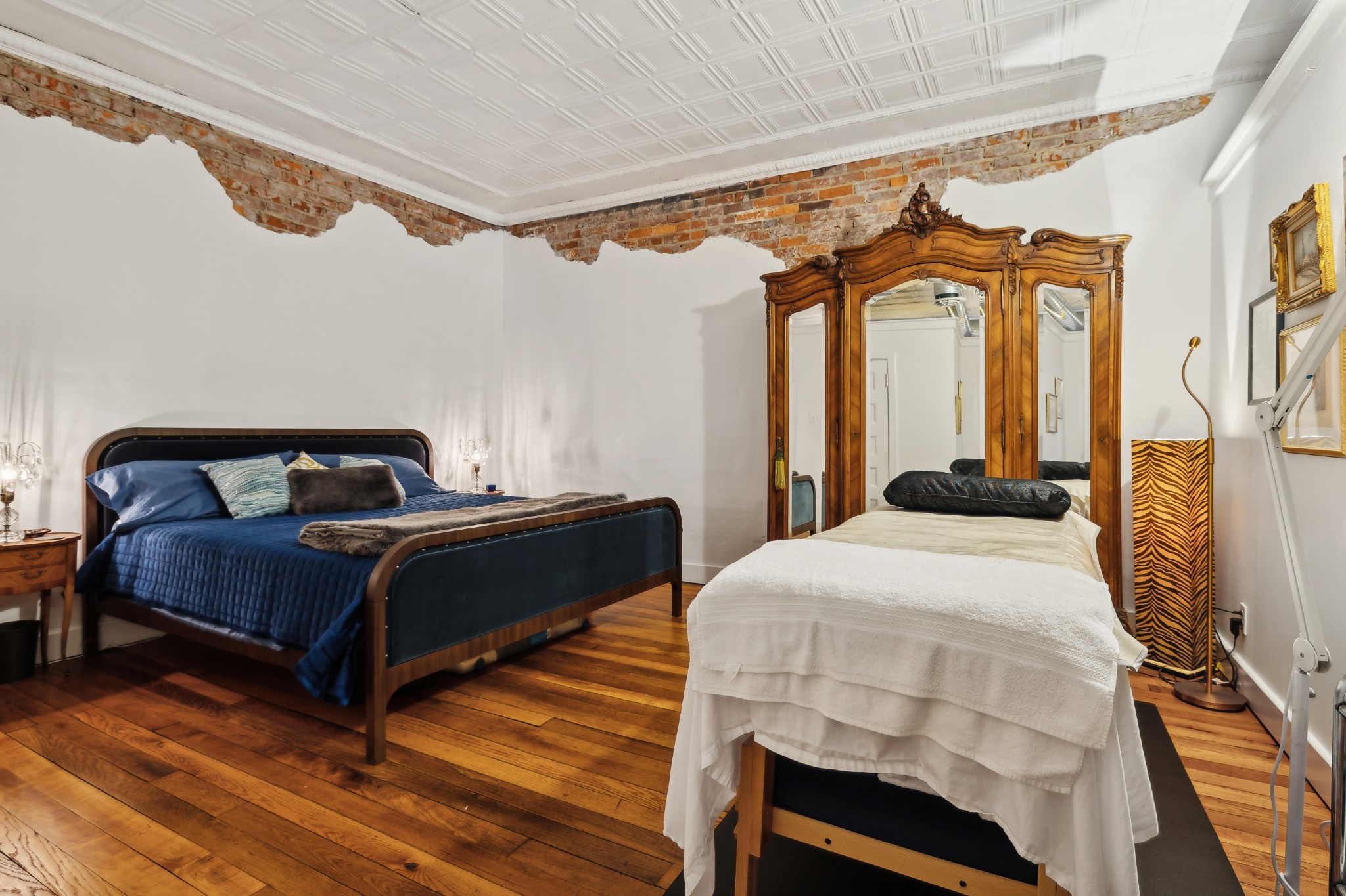 110 Third Ave, W Property Photo 66