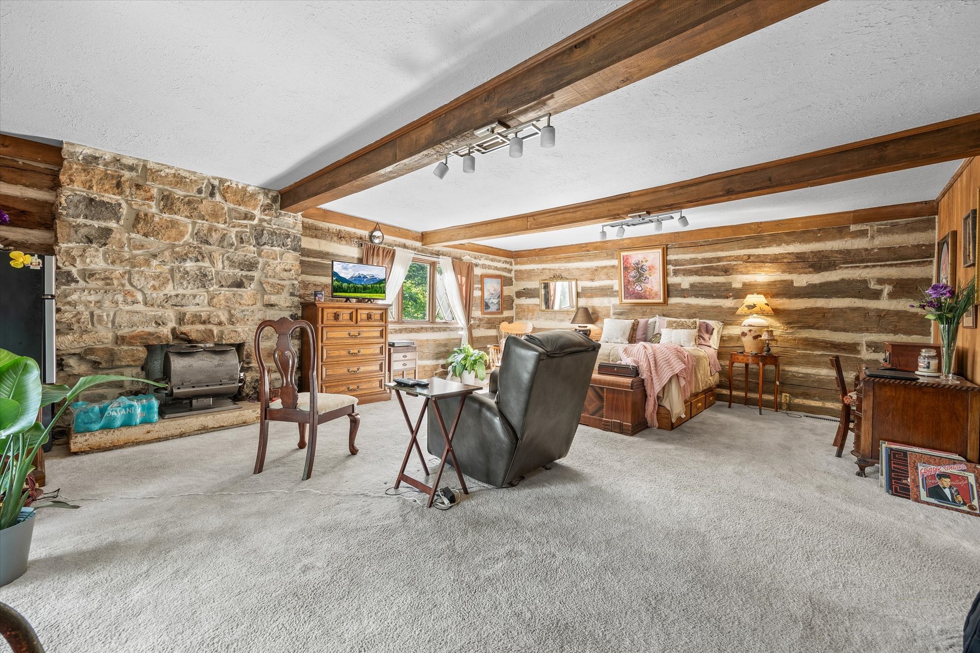 110 Breen Ln Property Photo 33