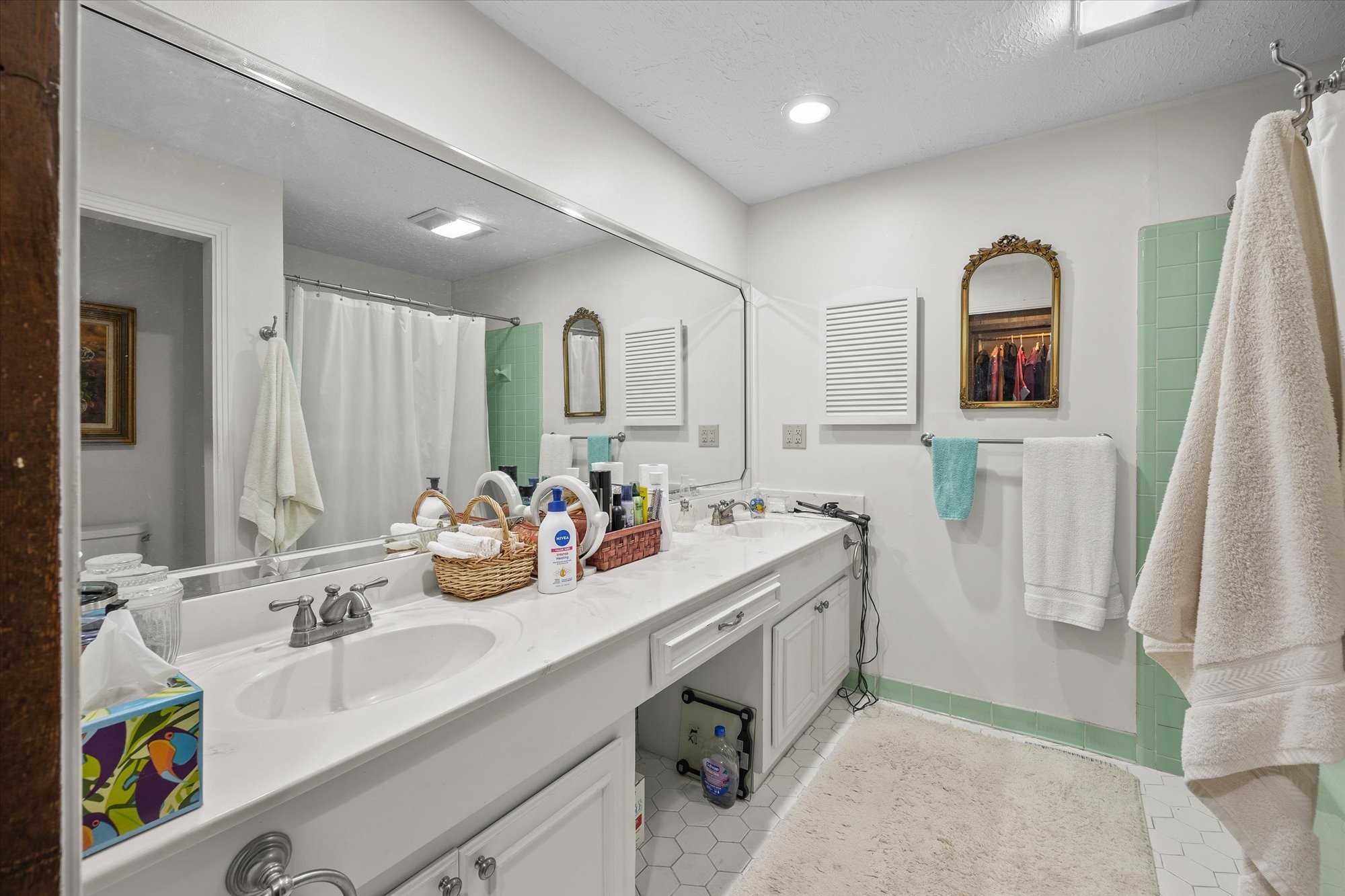 110 Breen Ln Property Photo 35