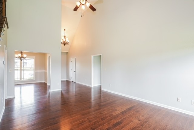384 Waylon Ct Property Photo 11