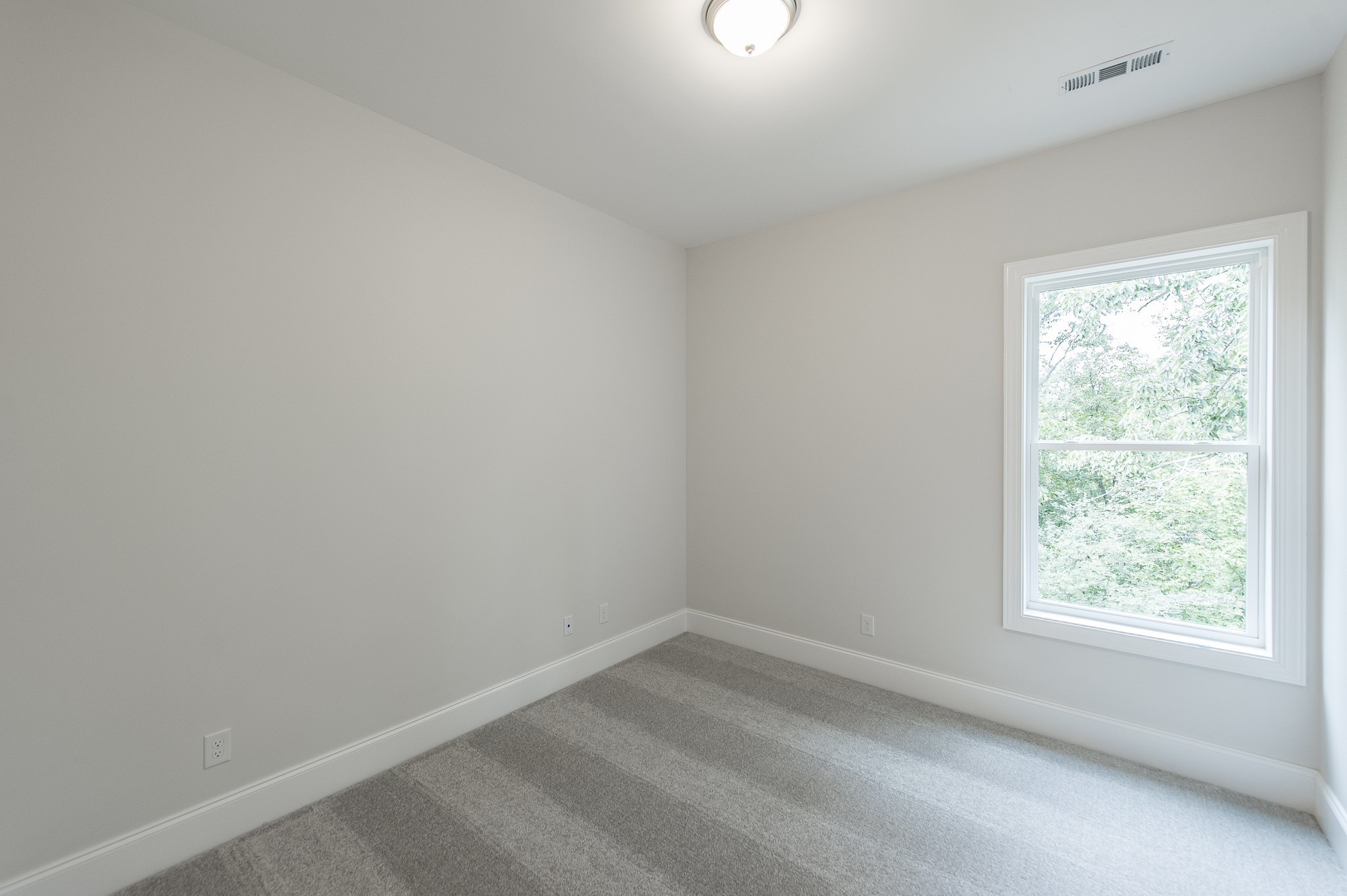 304 Lohman Road Property Photo 24