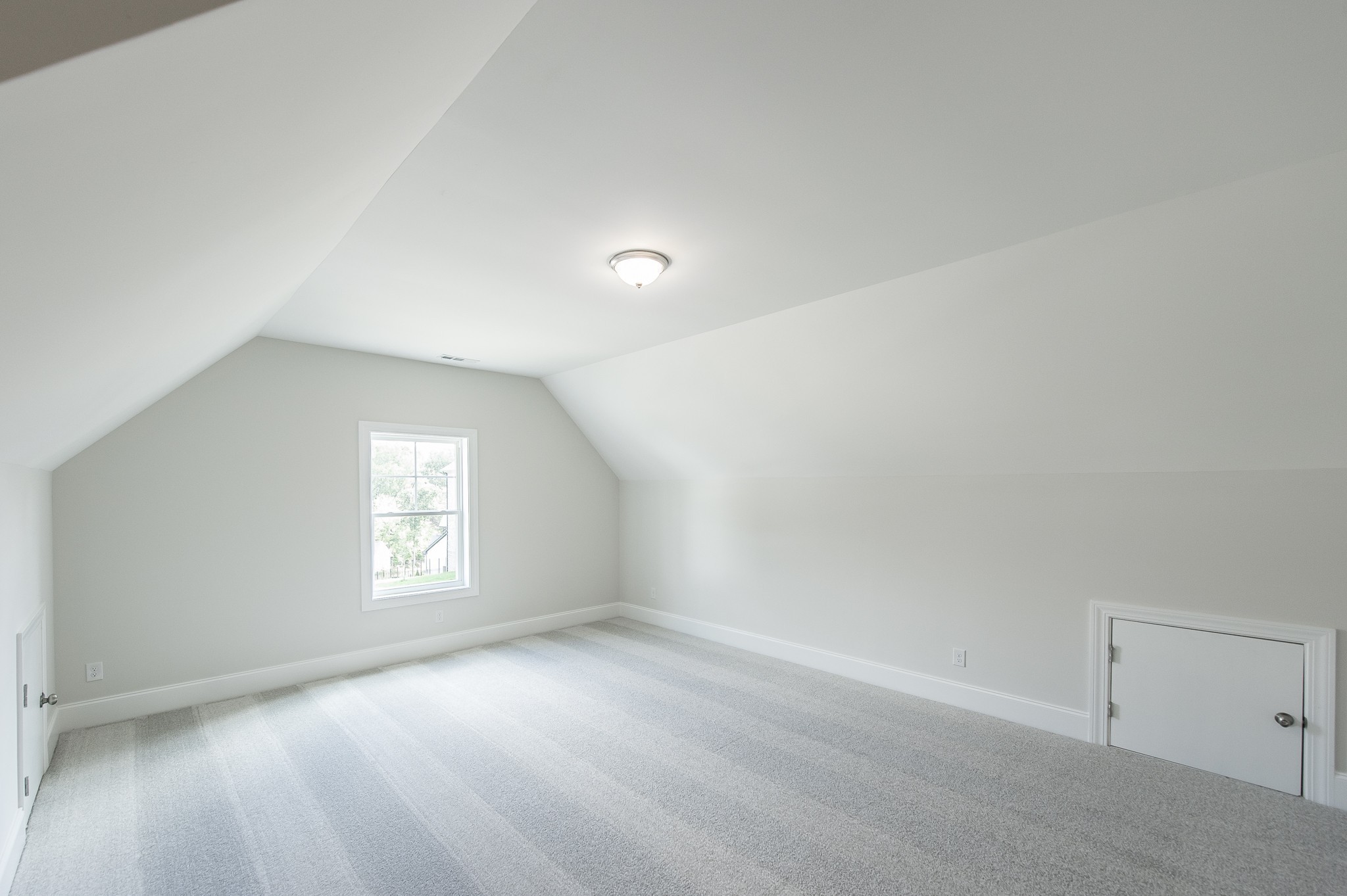 304 Lohman Road Property Photo 31