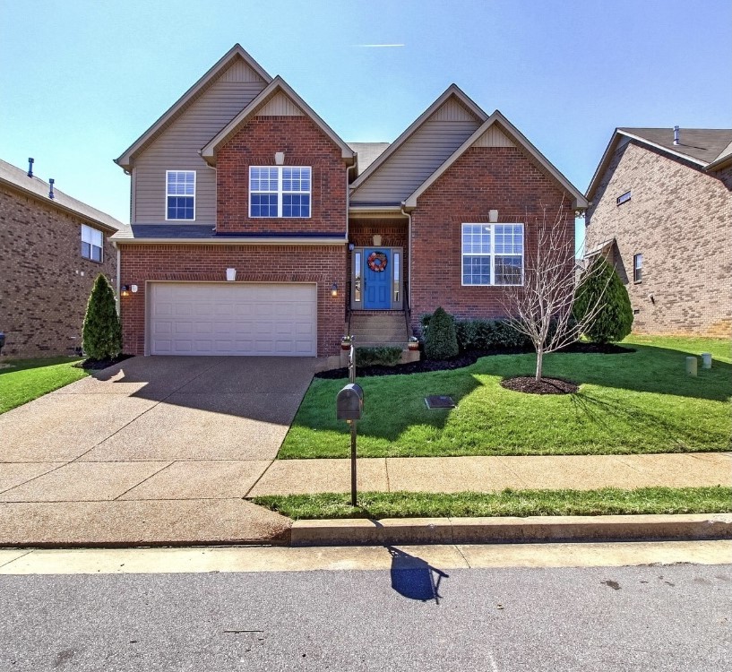 7913 Kirkfield Dr, NE Property Photo 1