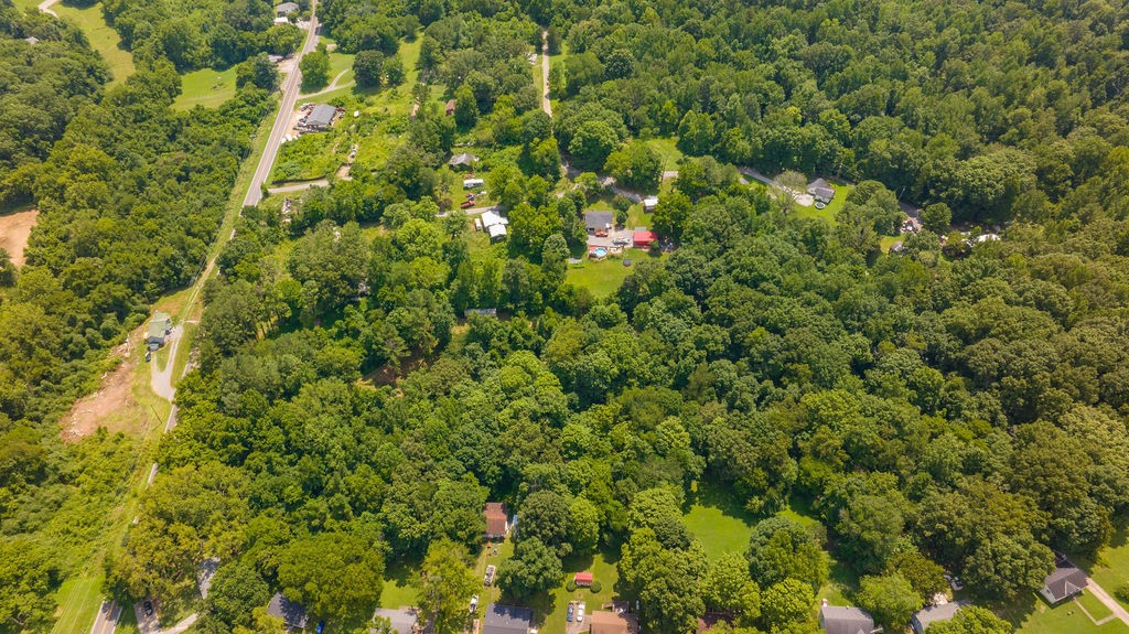 1560 River Rd Property Photo 14