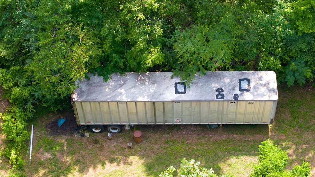 1560 River Rd Property Photo 27