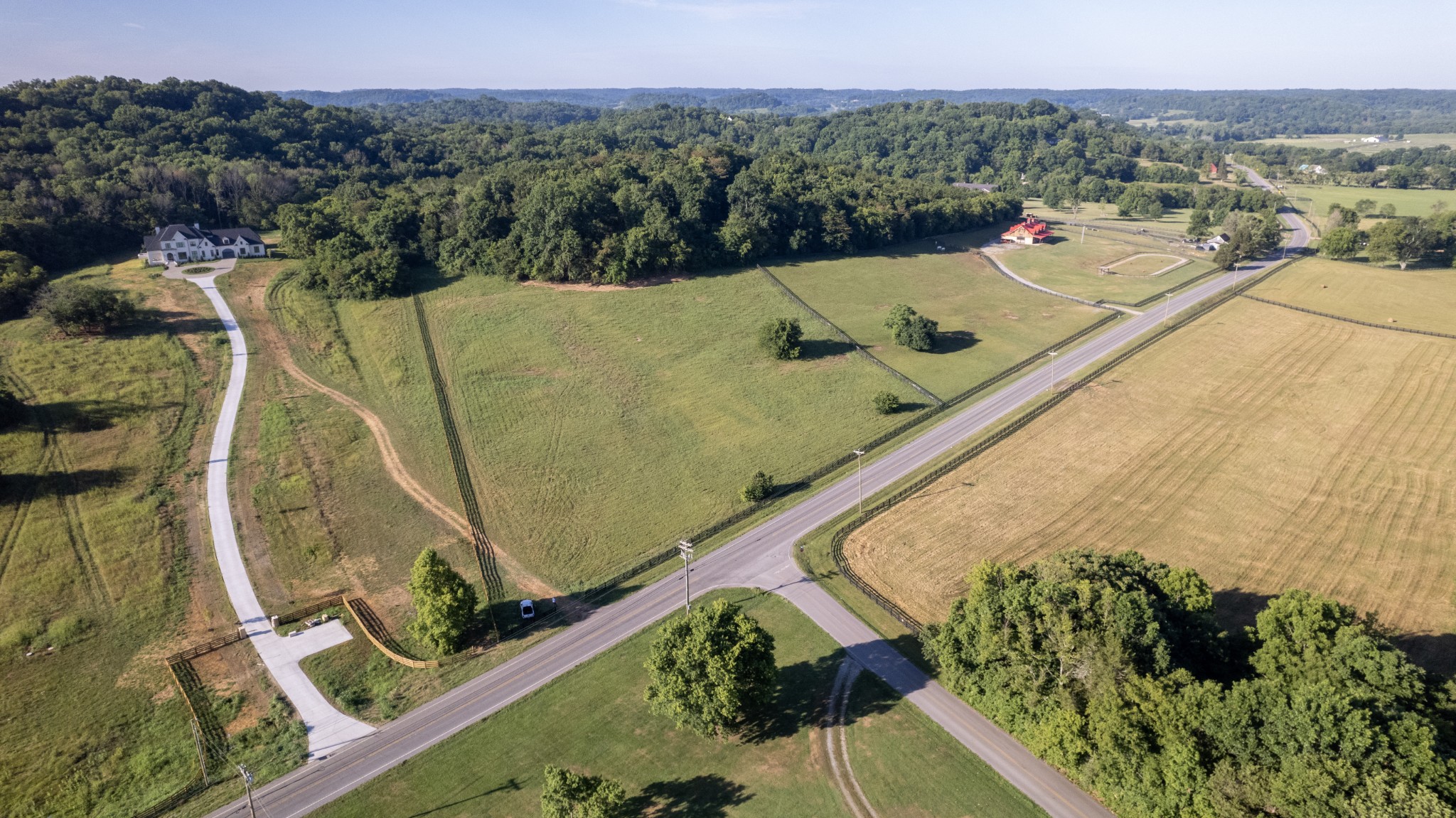 3076 Carters Creek Pk Property Photo 3