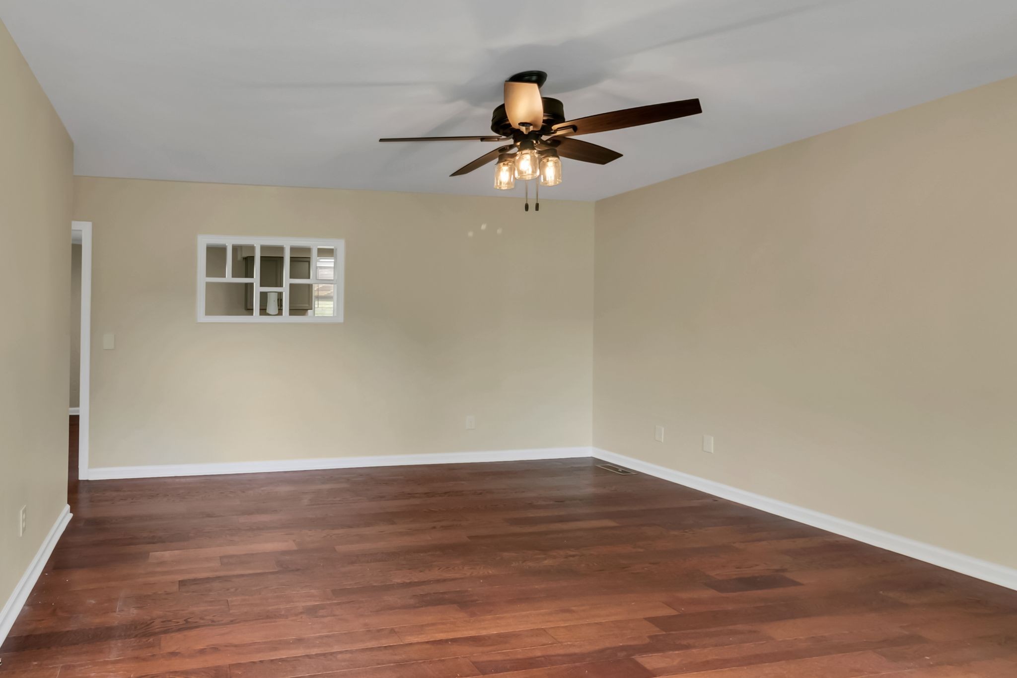2078 Highway 231 Property Photo 9