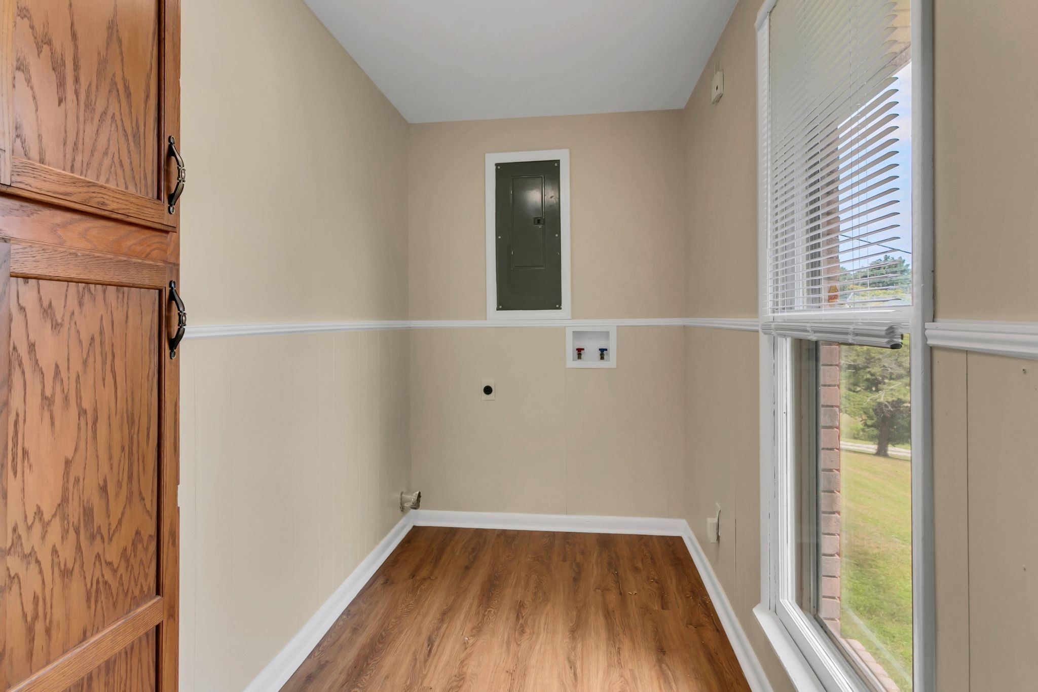 2078 Highway 231 Property Photo 12