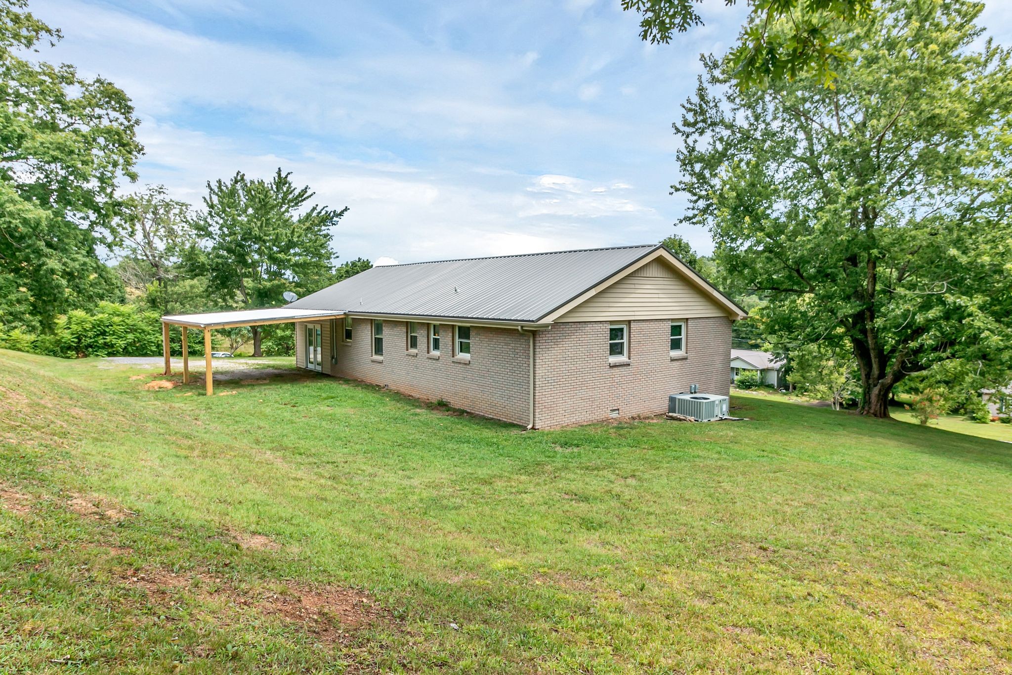 2078 Highway 231 Property Photo 26