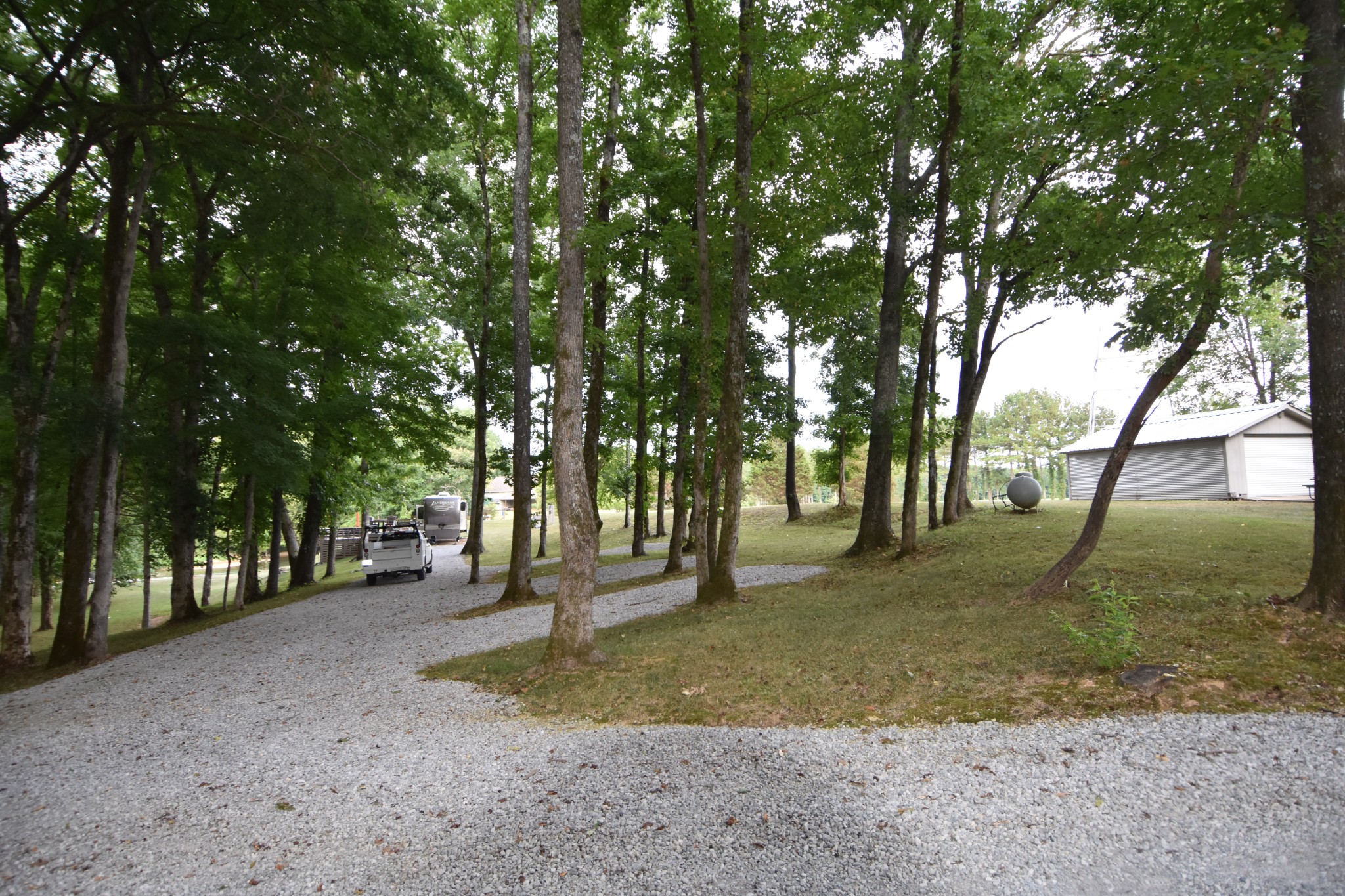 70a Railroad Rd Property Photo 3