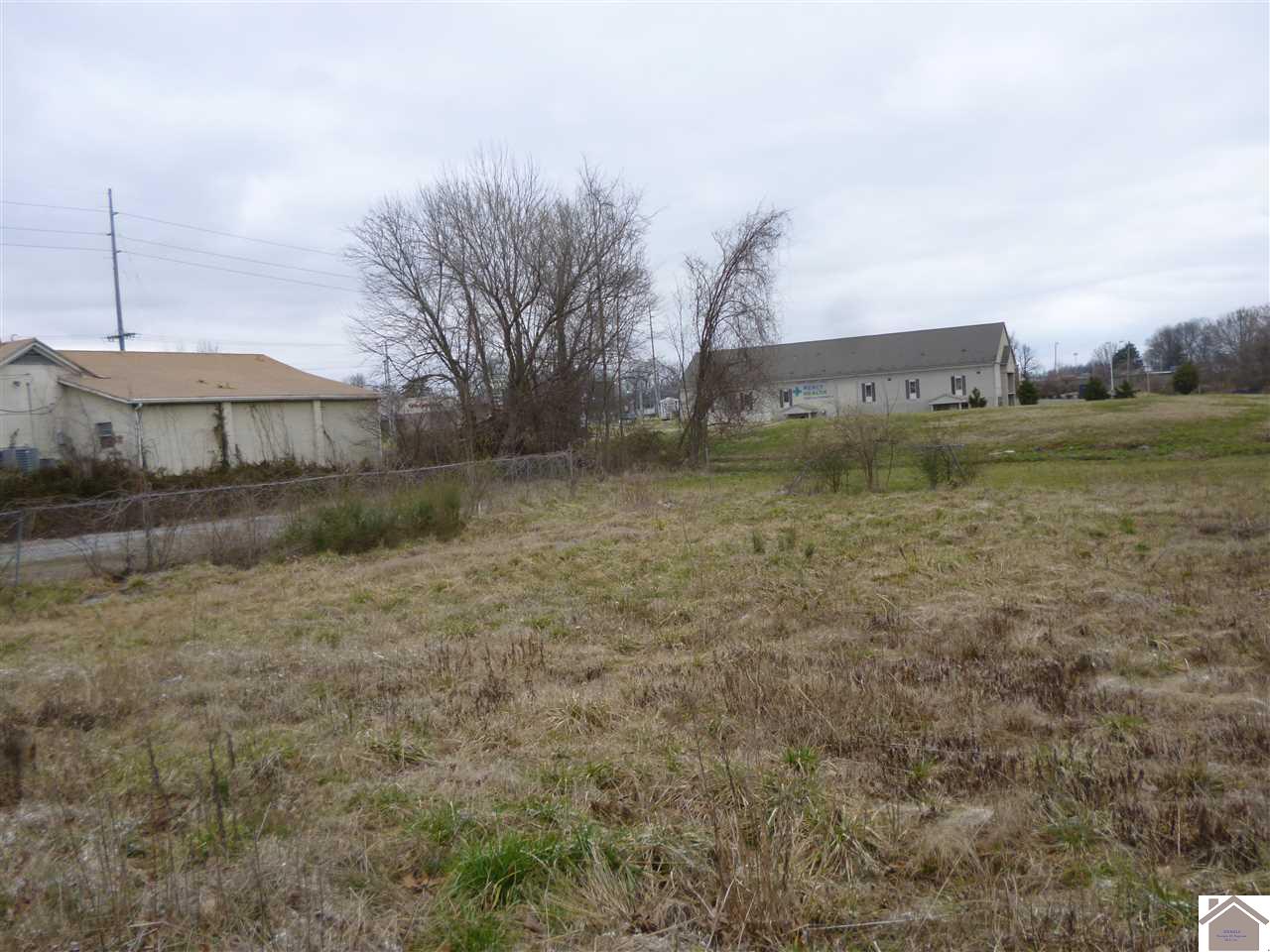 139 Goodman Dr Property Photo 2