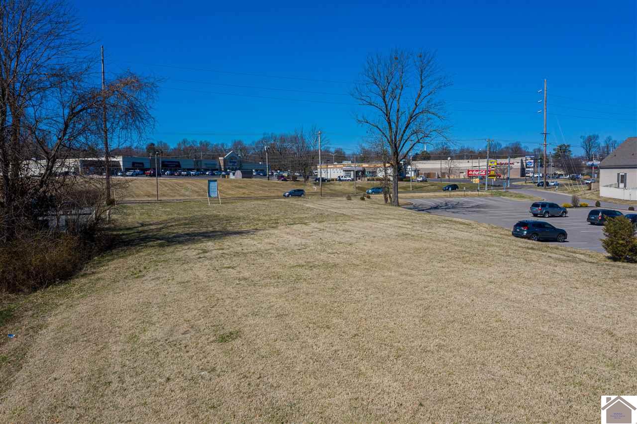 139 Goodman Dr Property Photo 13