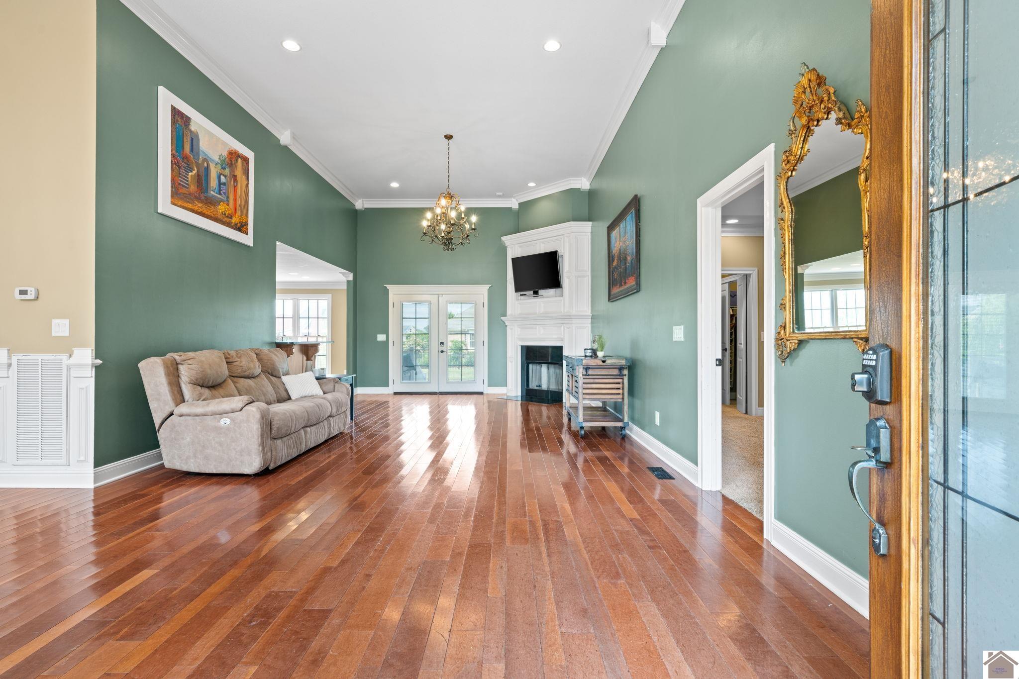222 Wellington Way Property Photo 7