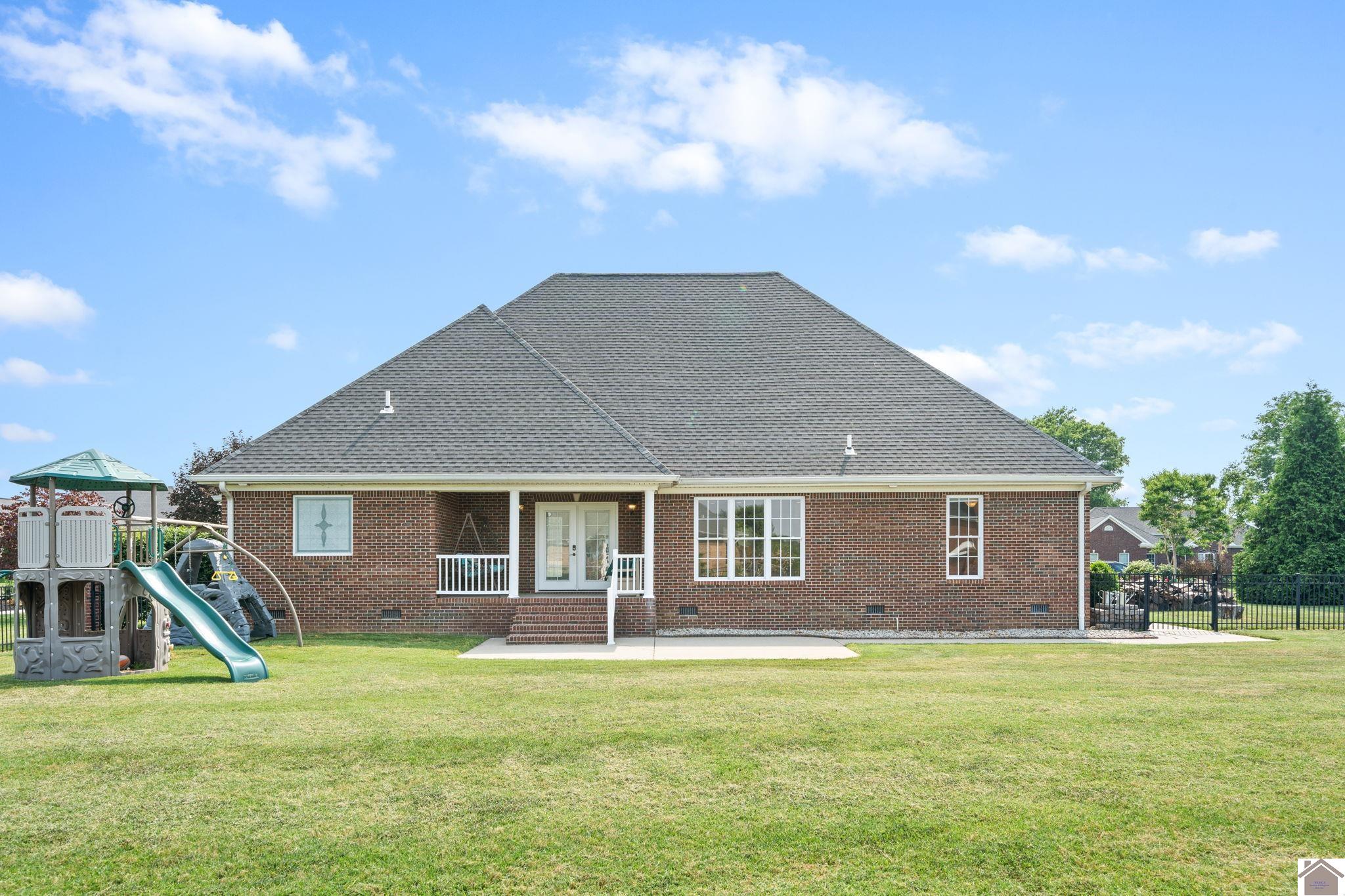 222 Wellington Way Property Photo 35