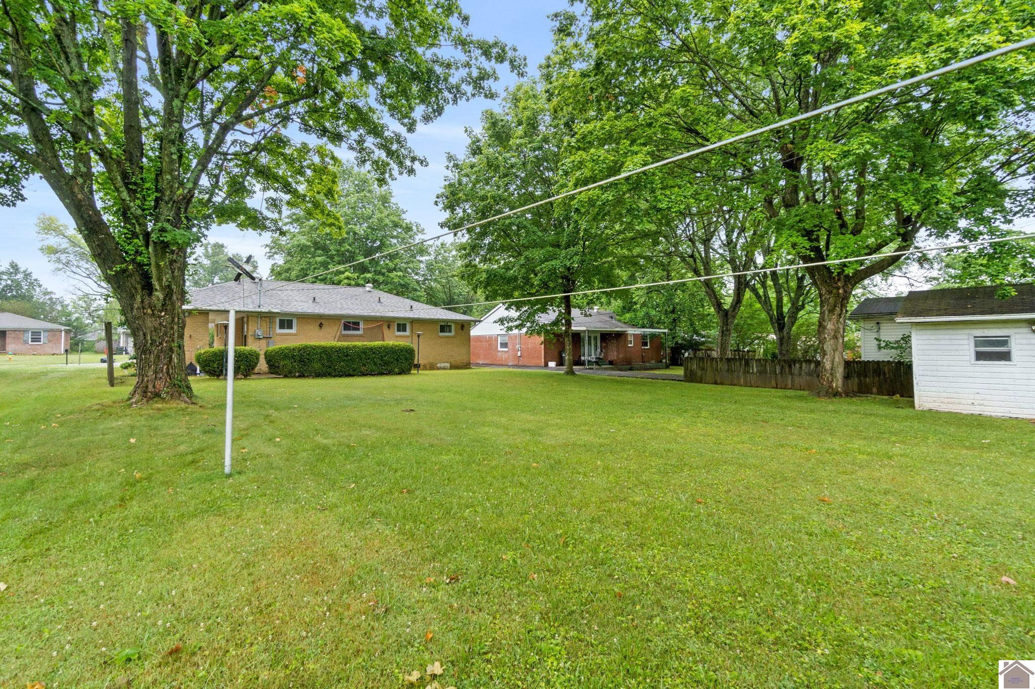 306 Wayside Property Photo 25