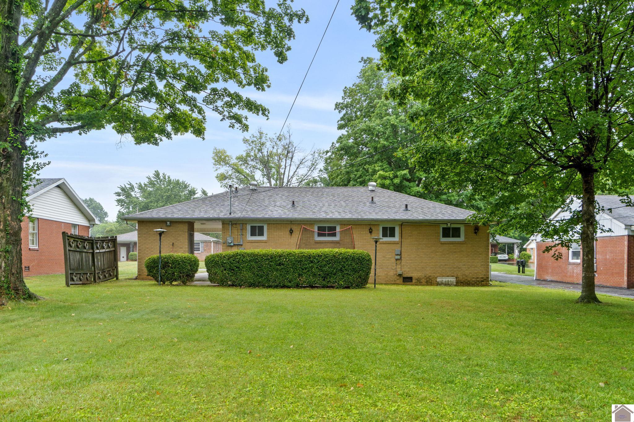 306 Wayside Property Photo 26