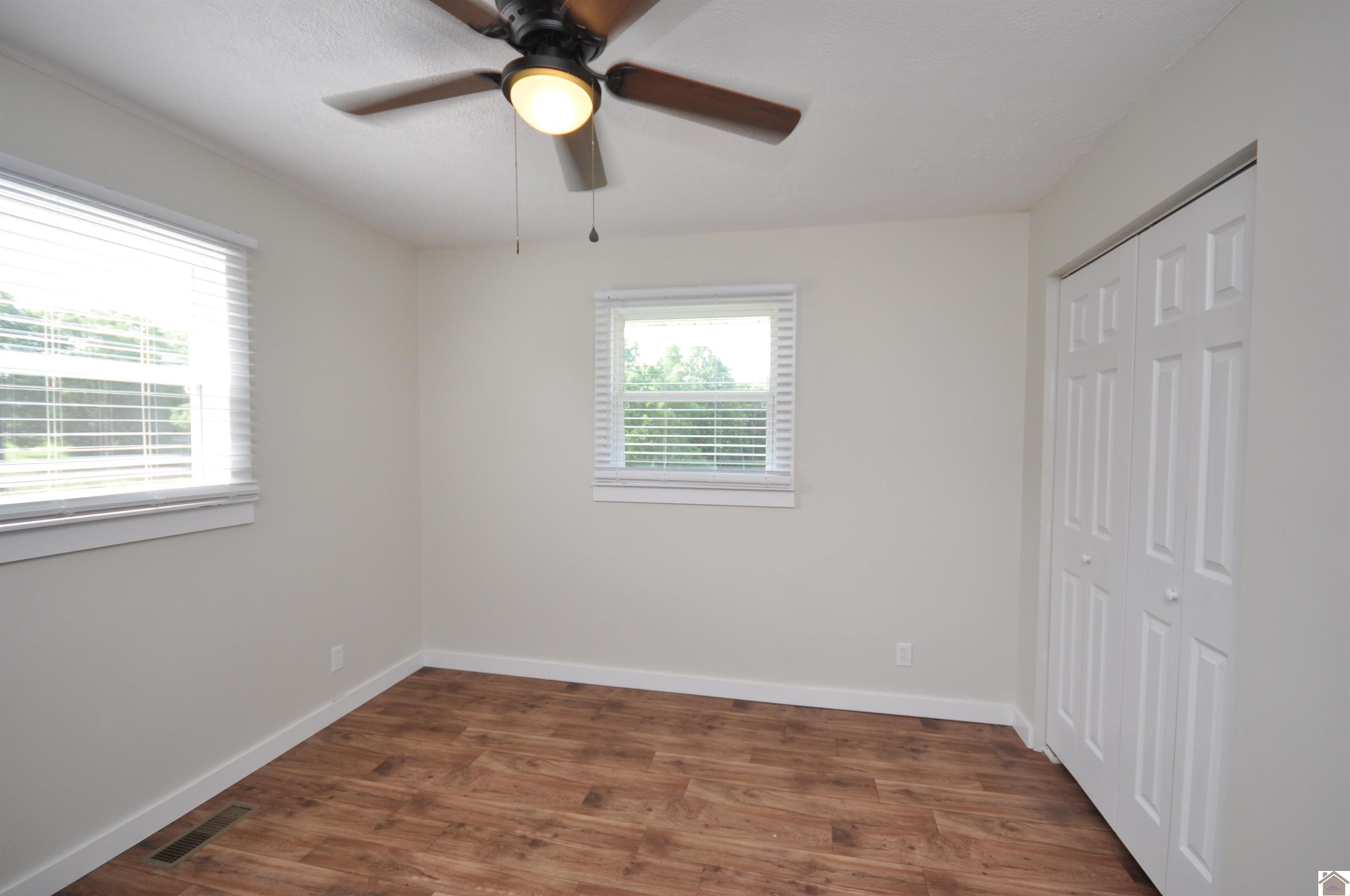 1275 N State Route 93 Property Photo 17