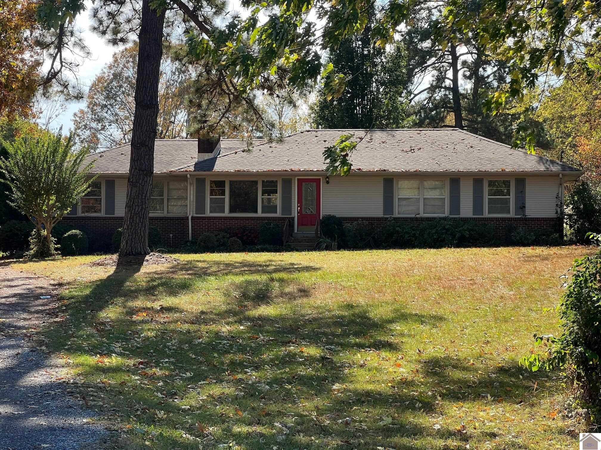 6445 Old Calvert City Rd Property Photo