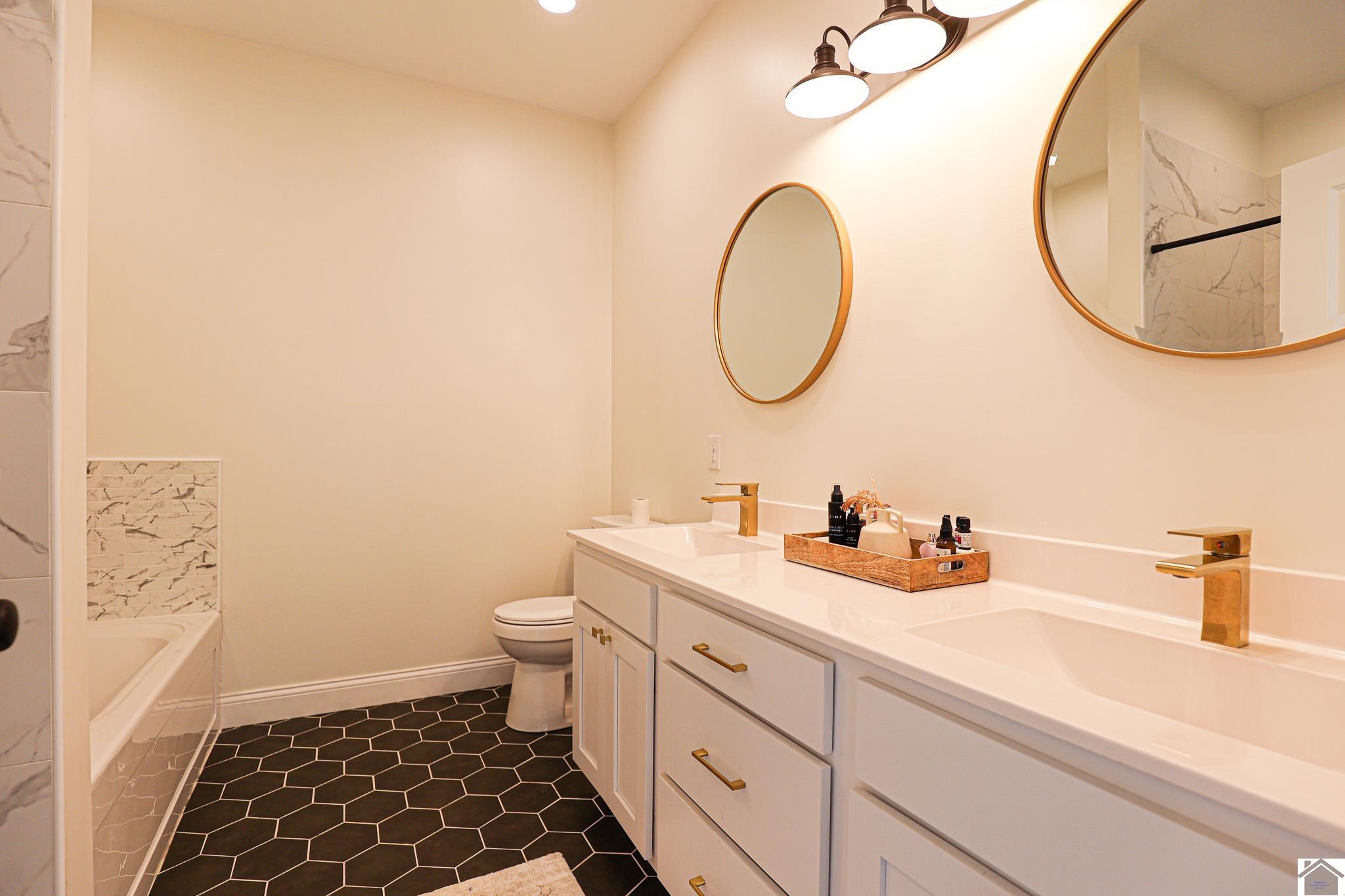 11390 Highway 286 Property Photo 20