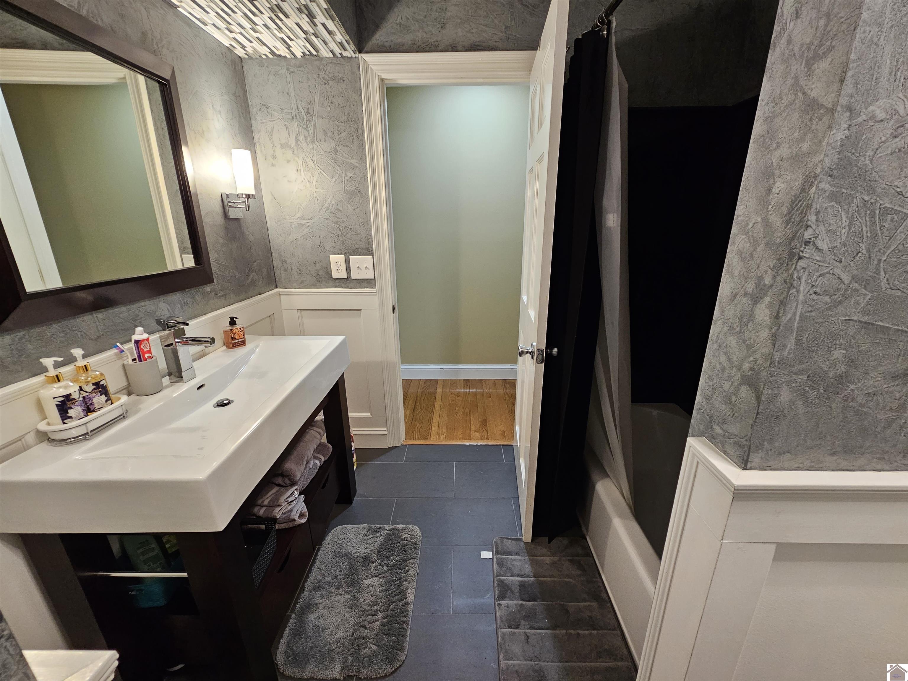 4333 Saint Charles Court Property Photo 21