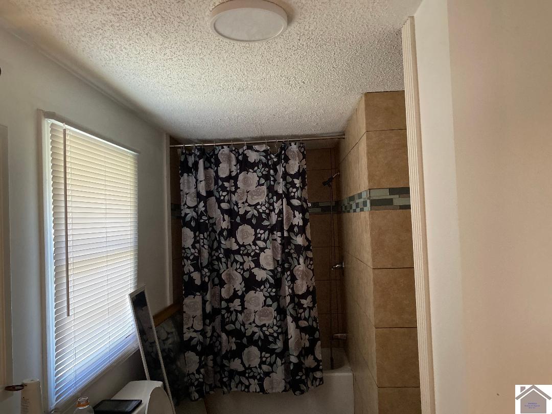 1426 Langstaff Property Photo 12