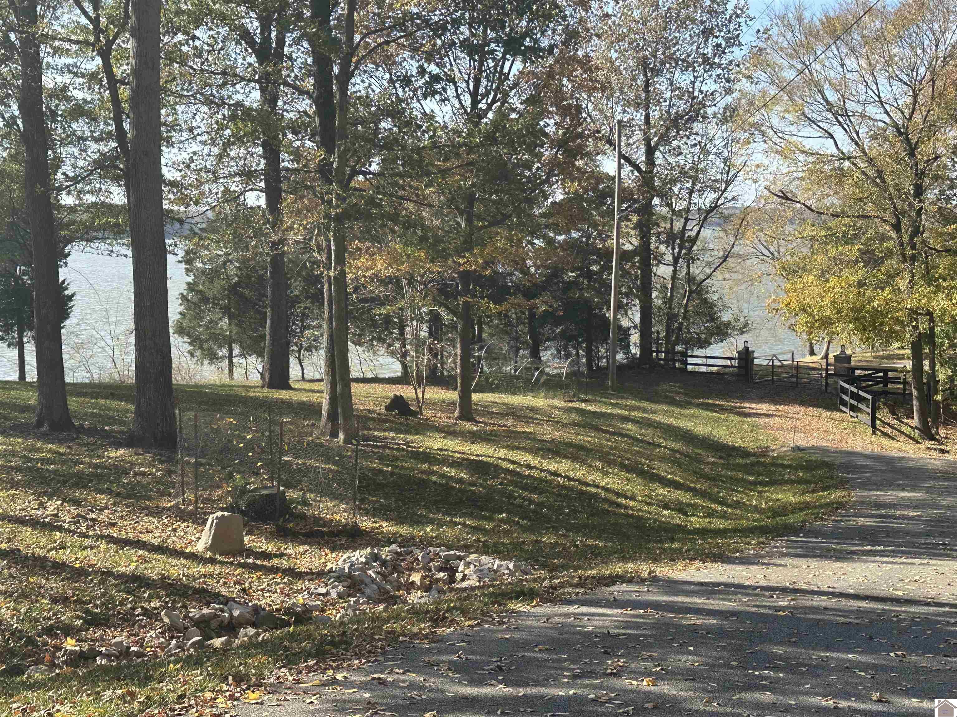 130 Nida Property Photo 4