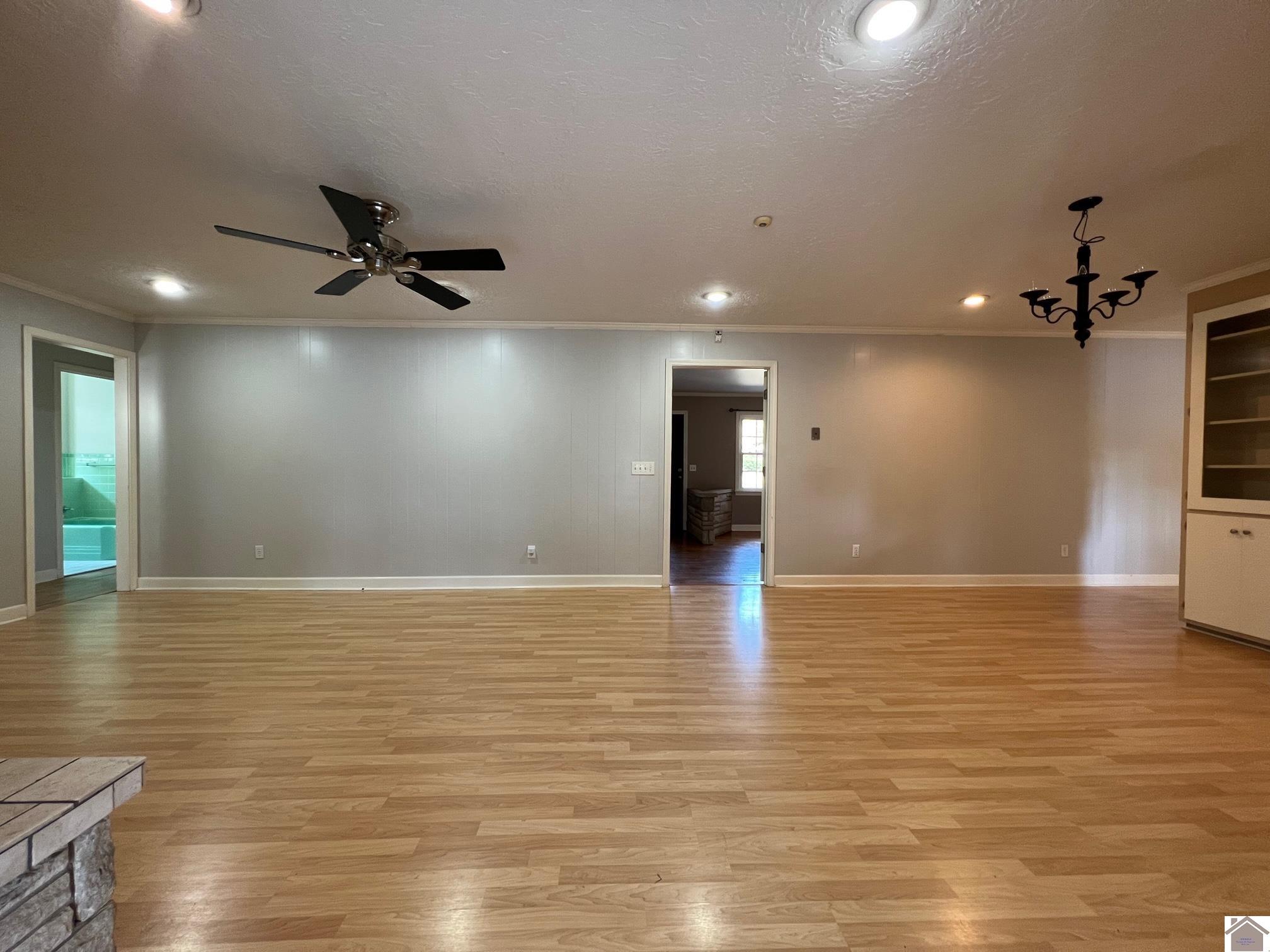 1625 Sunset Drive Property Photo 4
