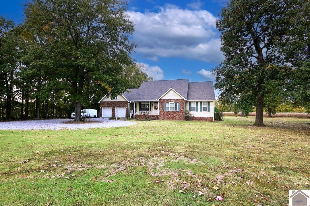 710 N Gum Springs Road Property Photo 1