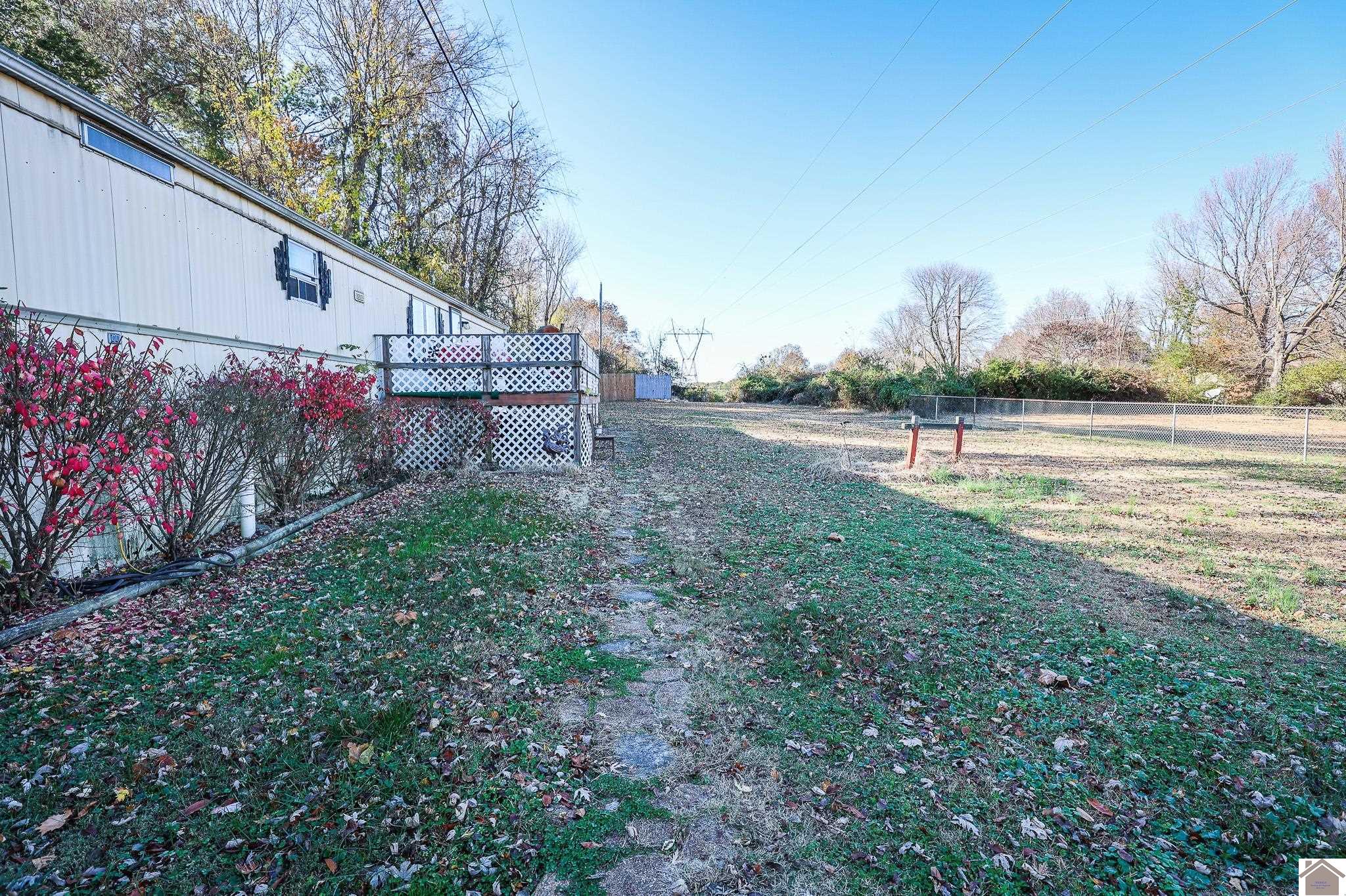2205 Topeka Ave Property Photo 2
