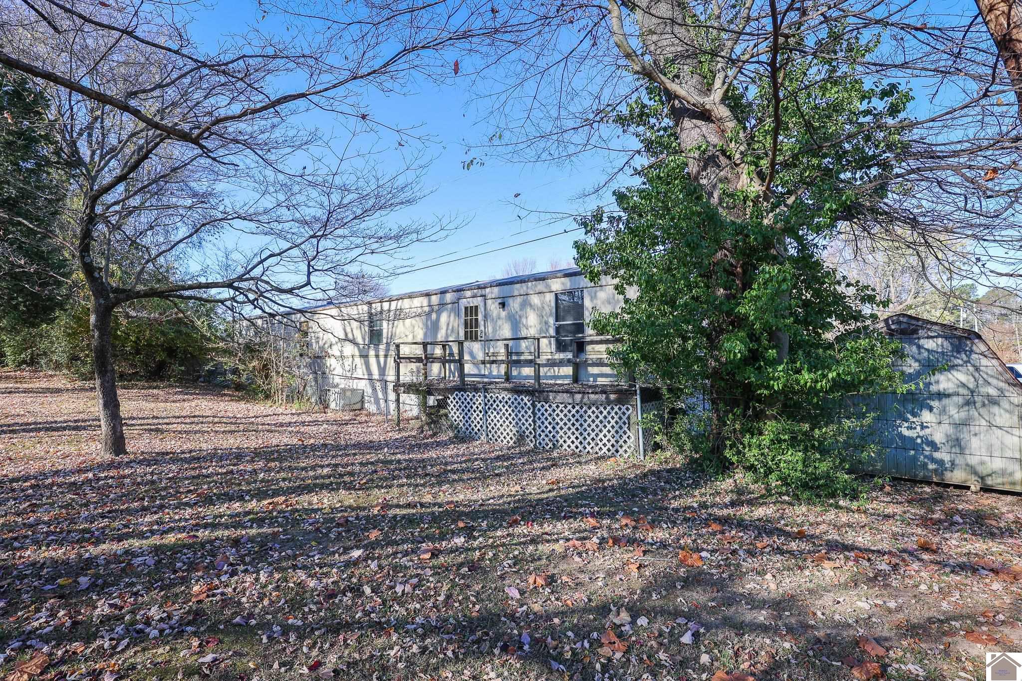 2205 Topeka Ave Property Photo 4