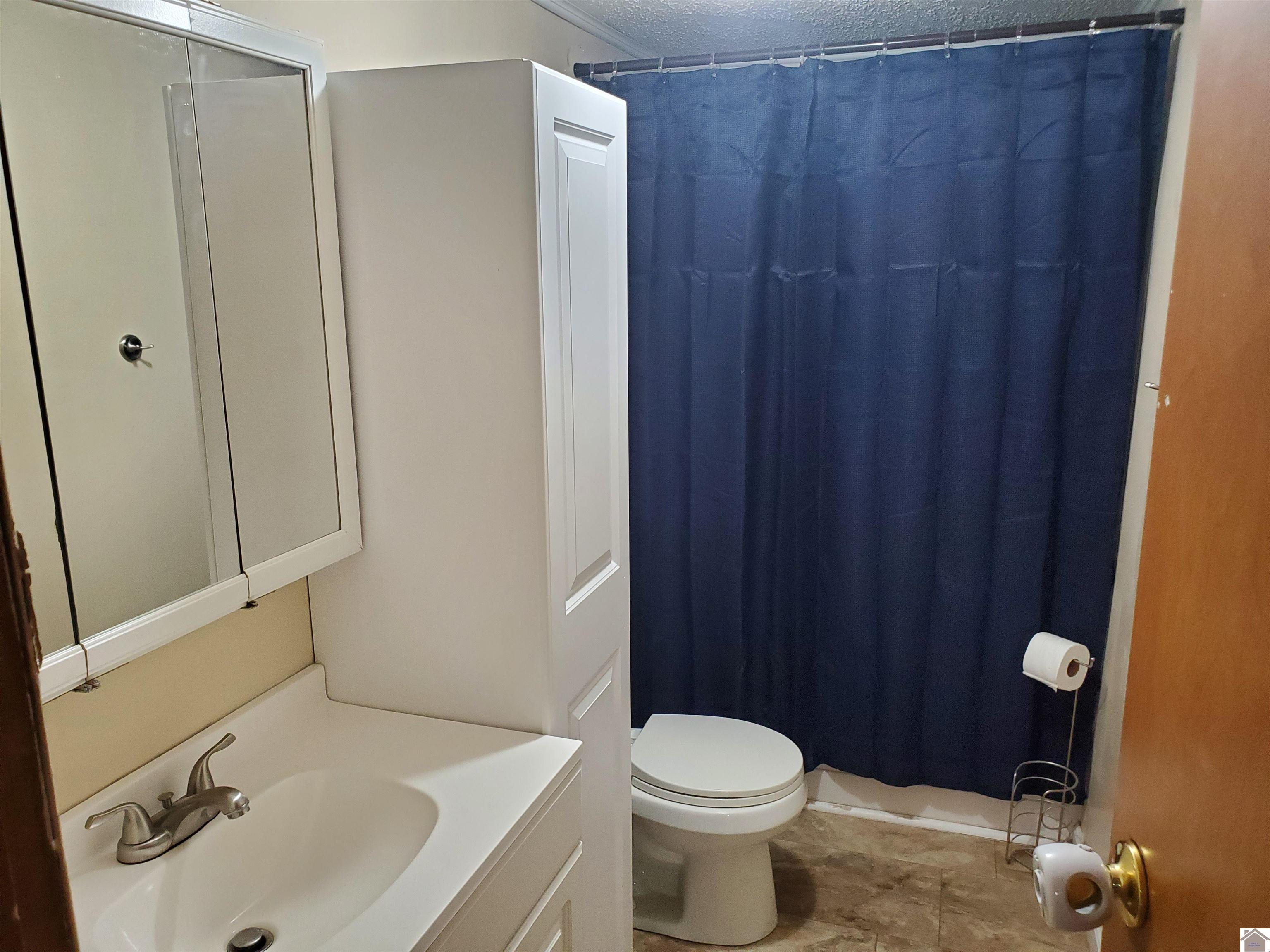 4343 Rogers Road Property Photo 12
