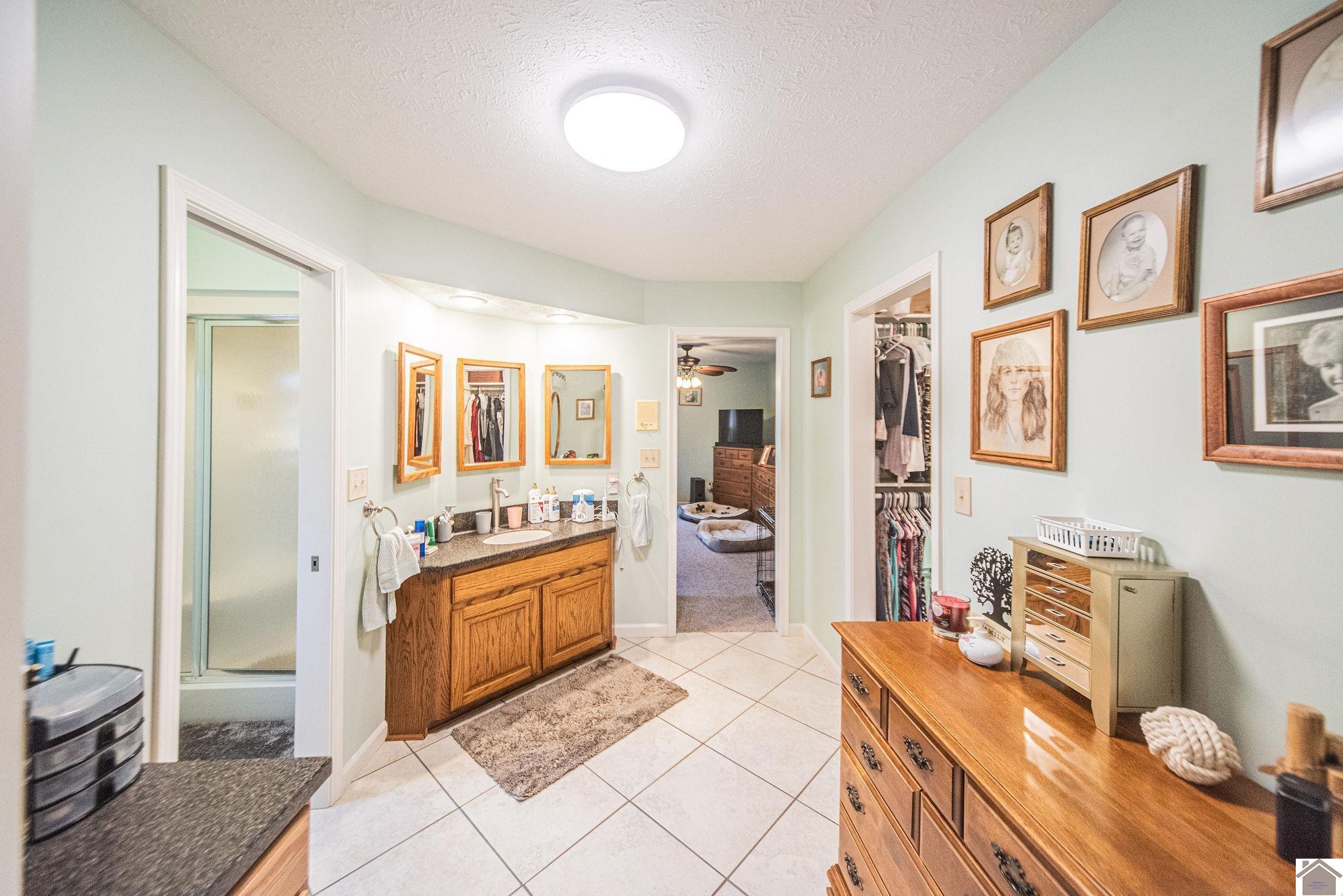 300 Whippoorwill Cove Property Photo 16
