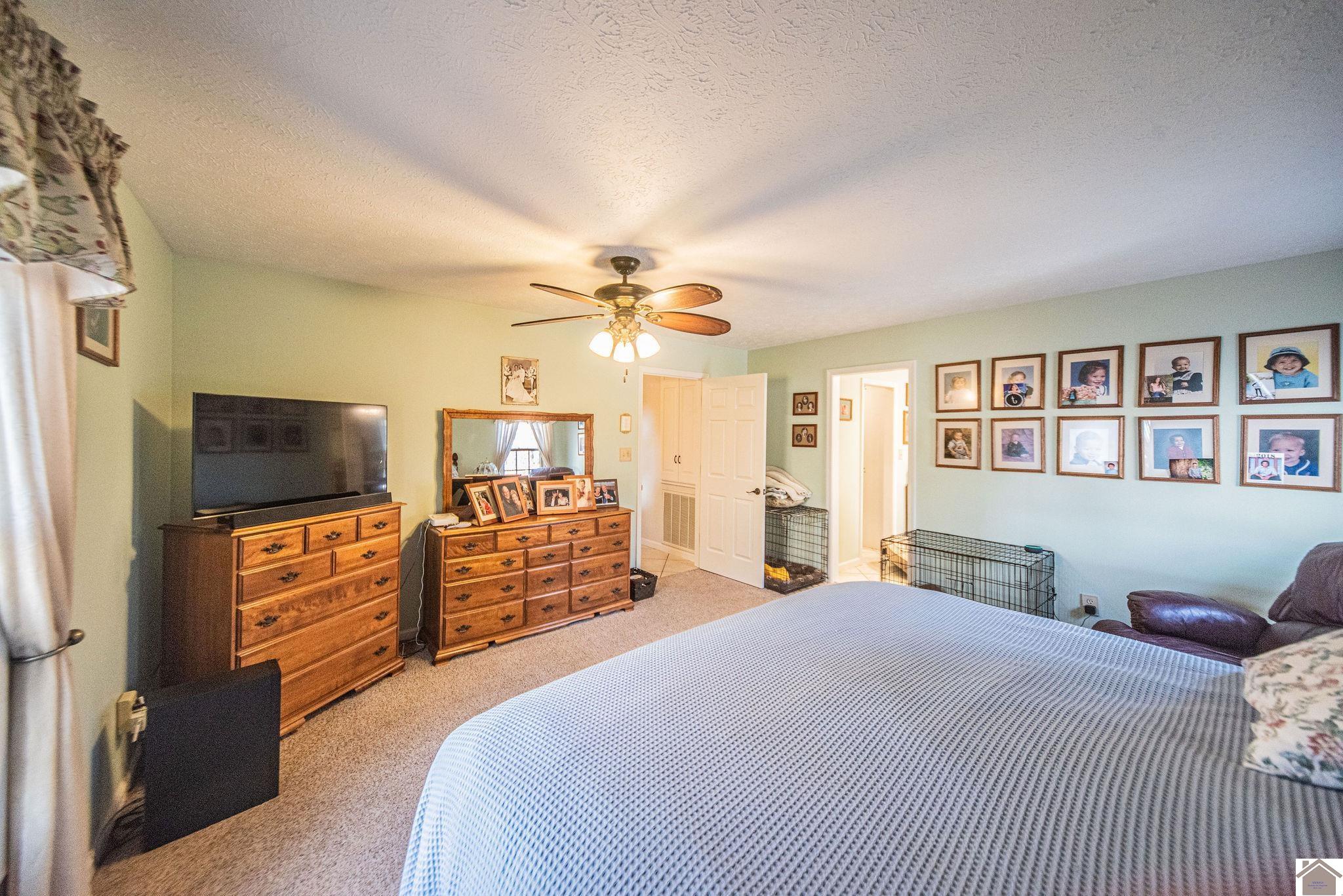 300 Whippoorwill Cove Property Photo 17