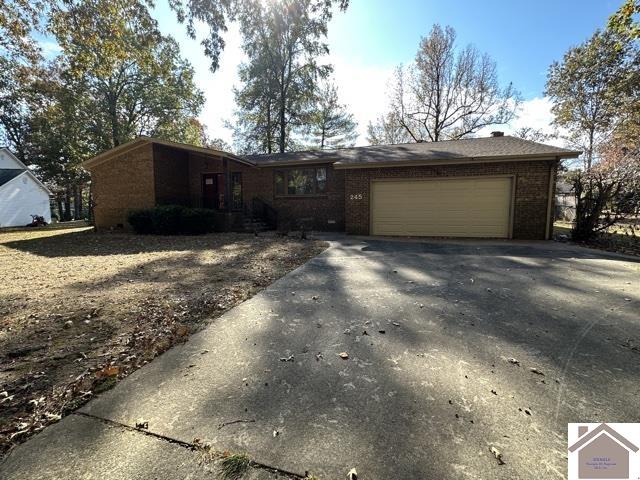 245 Tudor Boulevard Property Photo 1