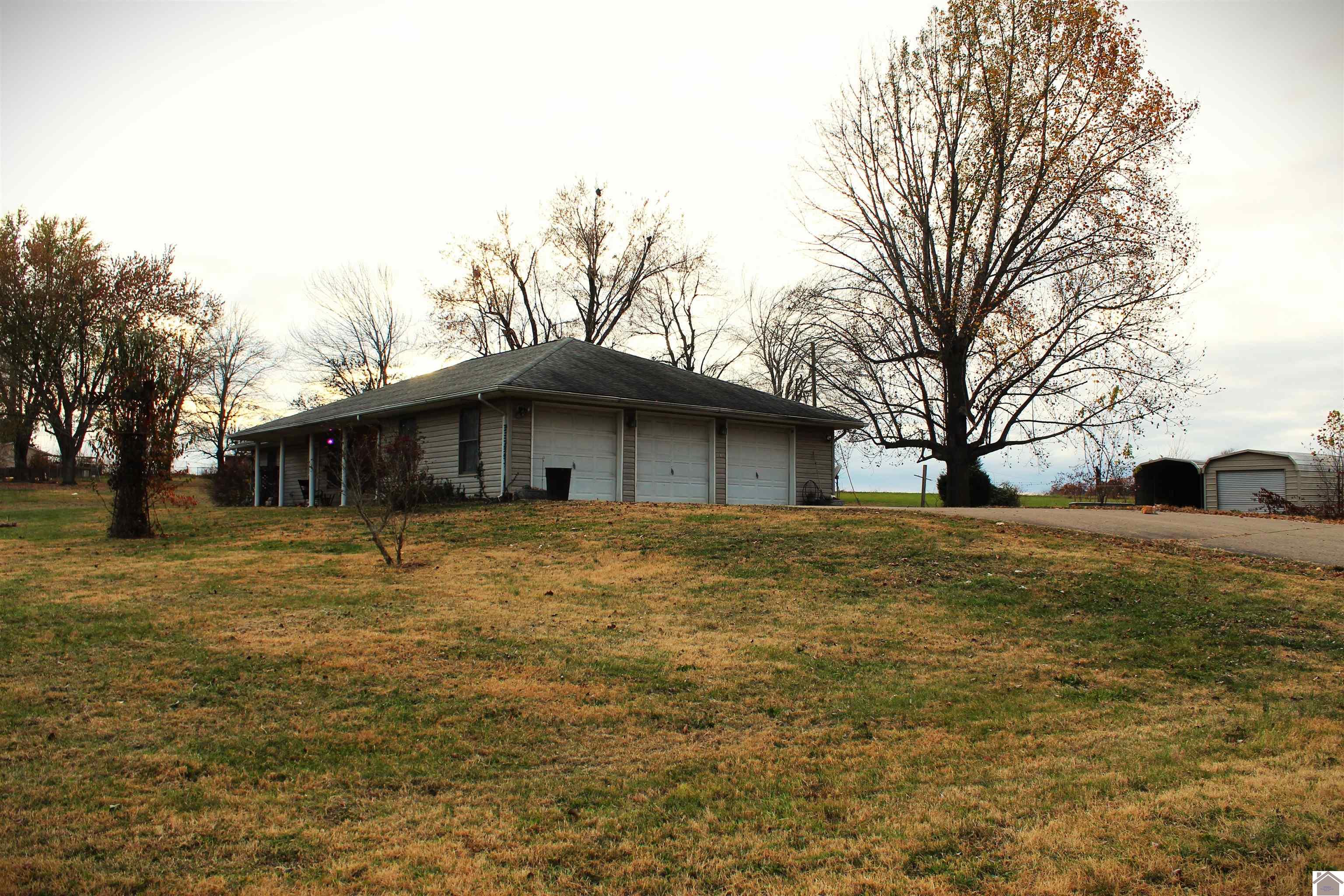602 Bell Street Property Photo 4