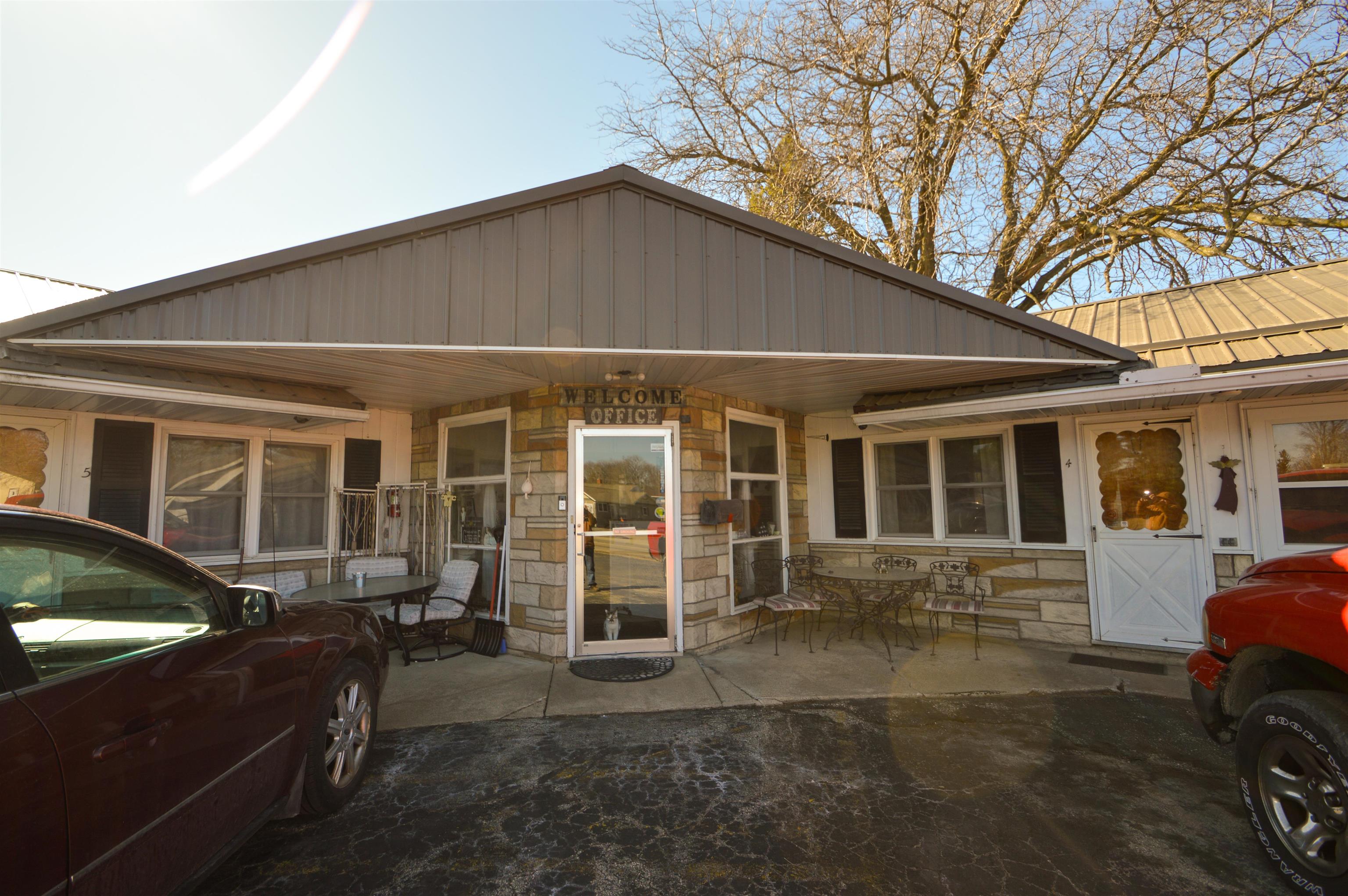 645 12th Property Photo 1